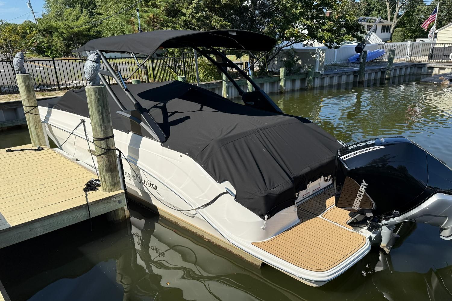 2024 Sea Ray 250 SDX OB Image Thumbnail #23