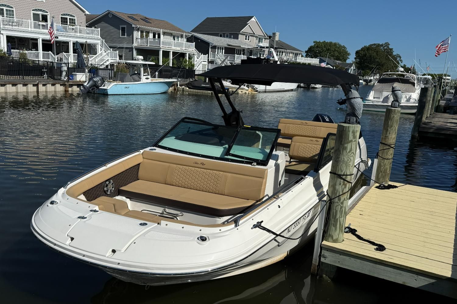 2024 Sea Ray 250 SDX OB Image Thumbnail #2