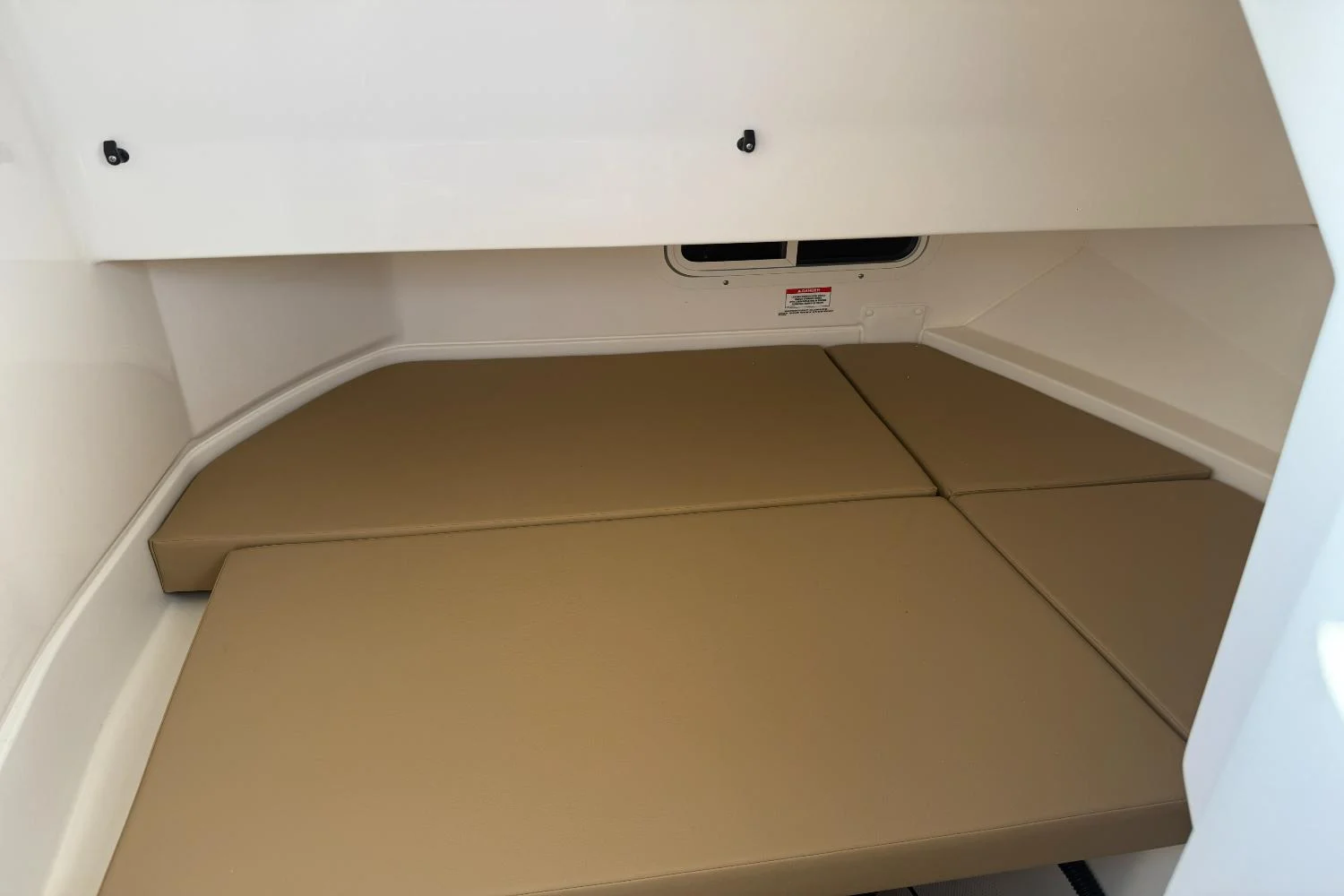 2024 Sea Ray 250 SDX OB Image Thumbnail #15