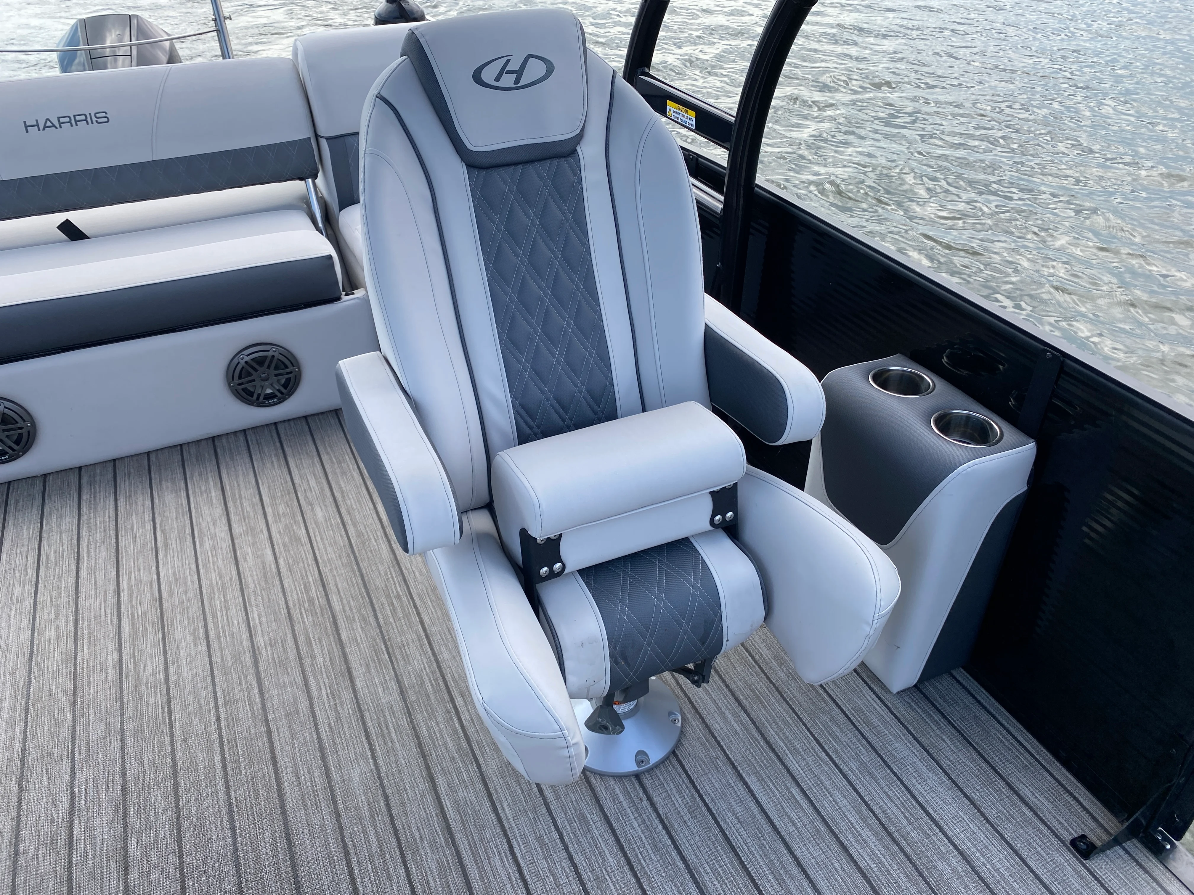 2022 Harris SUNLINER SPORT 230 Image Thumbnail #10