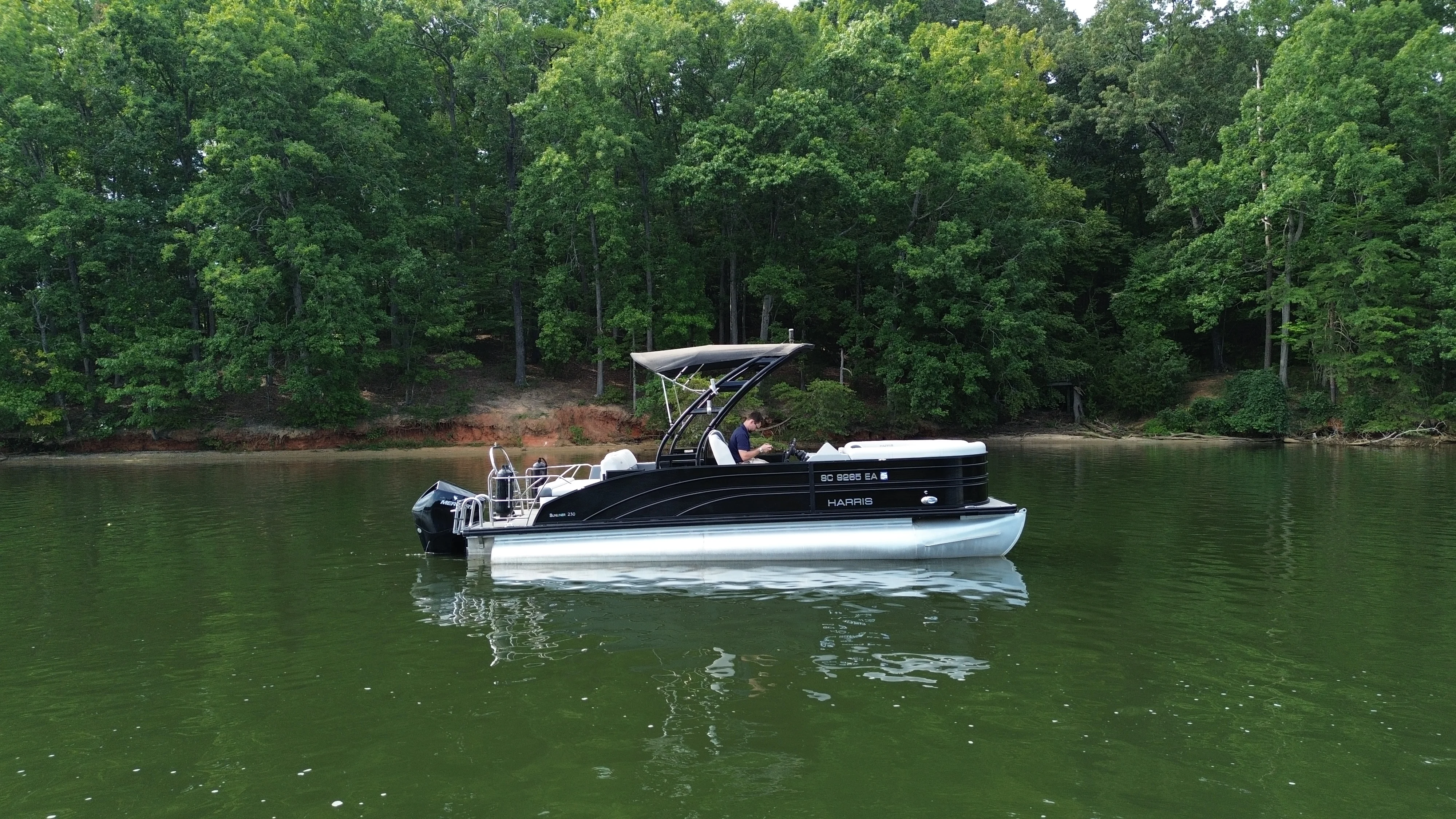 2022 Harris SUNLINER SPORT 230 Image Thumbnail #3