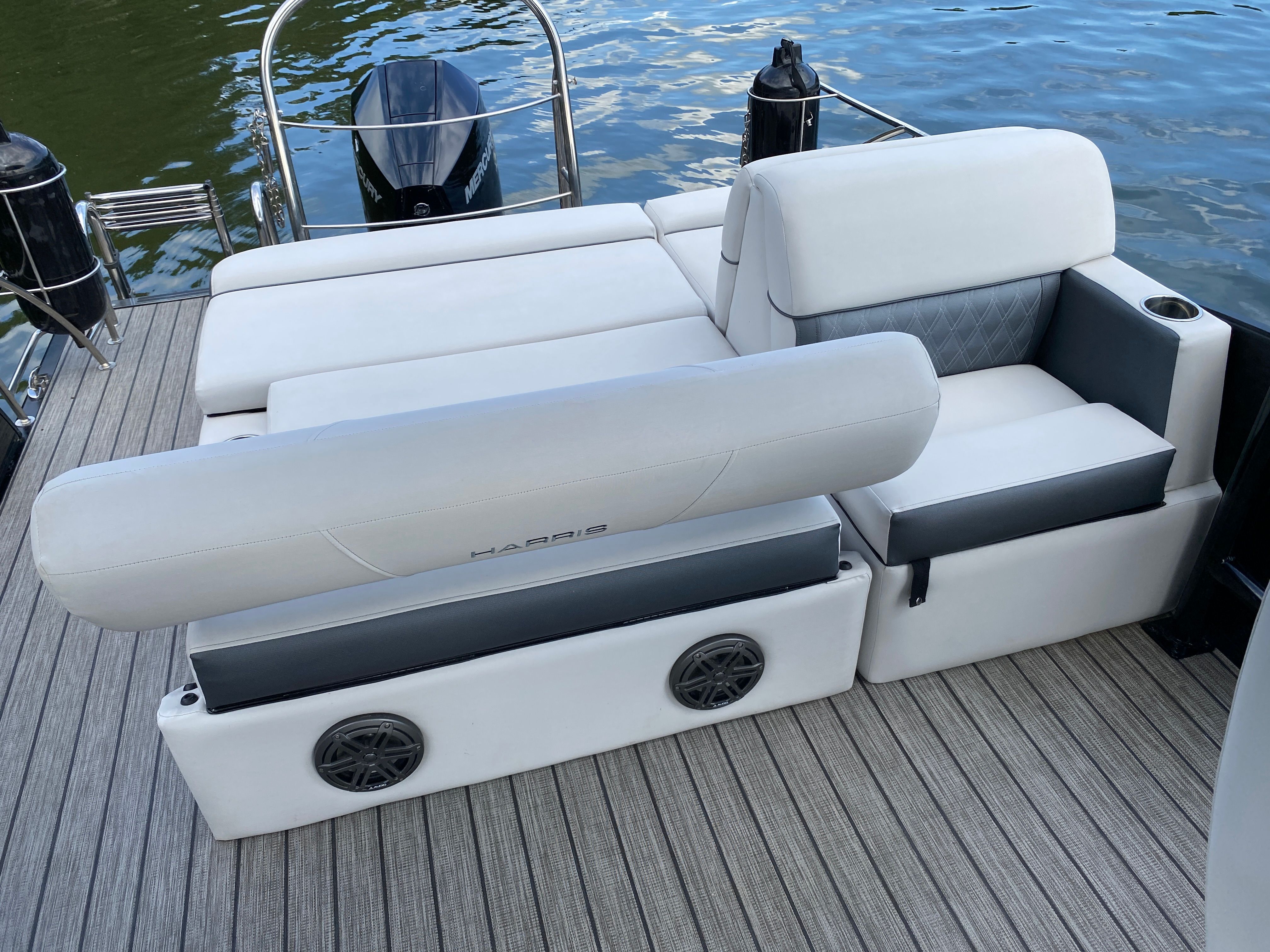 2022 Harris SUNLINER SPORT 230 Image Thumbnail #16