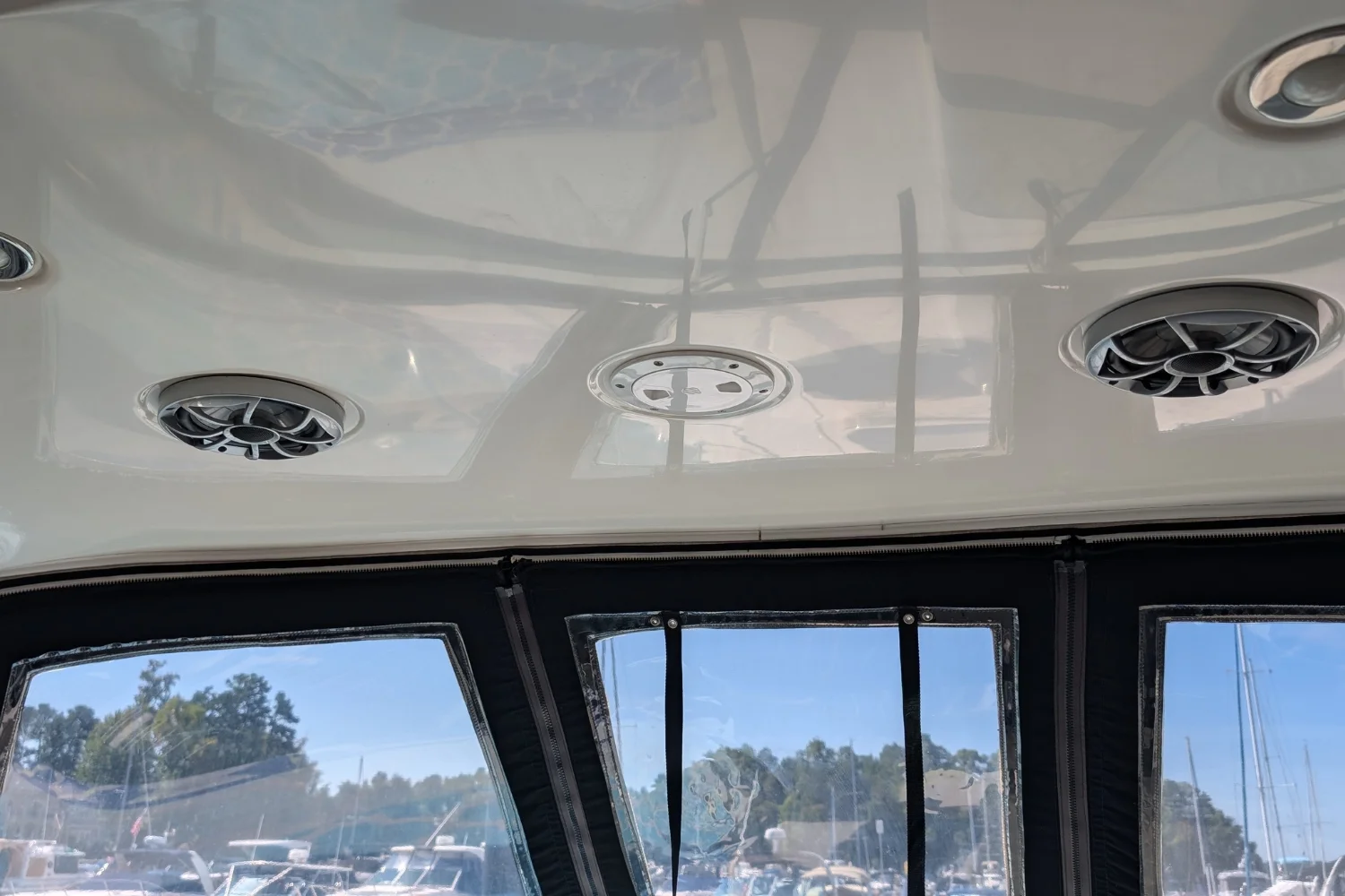 2012 Sea Ray 310 SUNDANCER Image Thumbnail #10