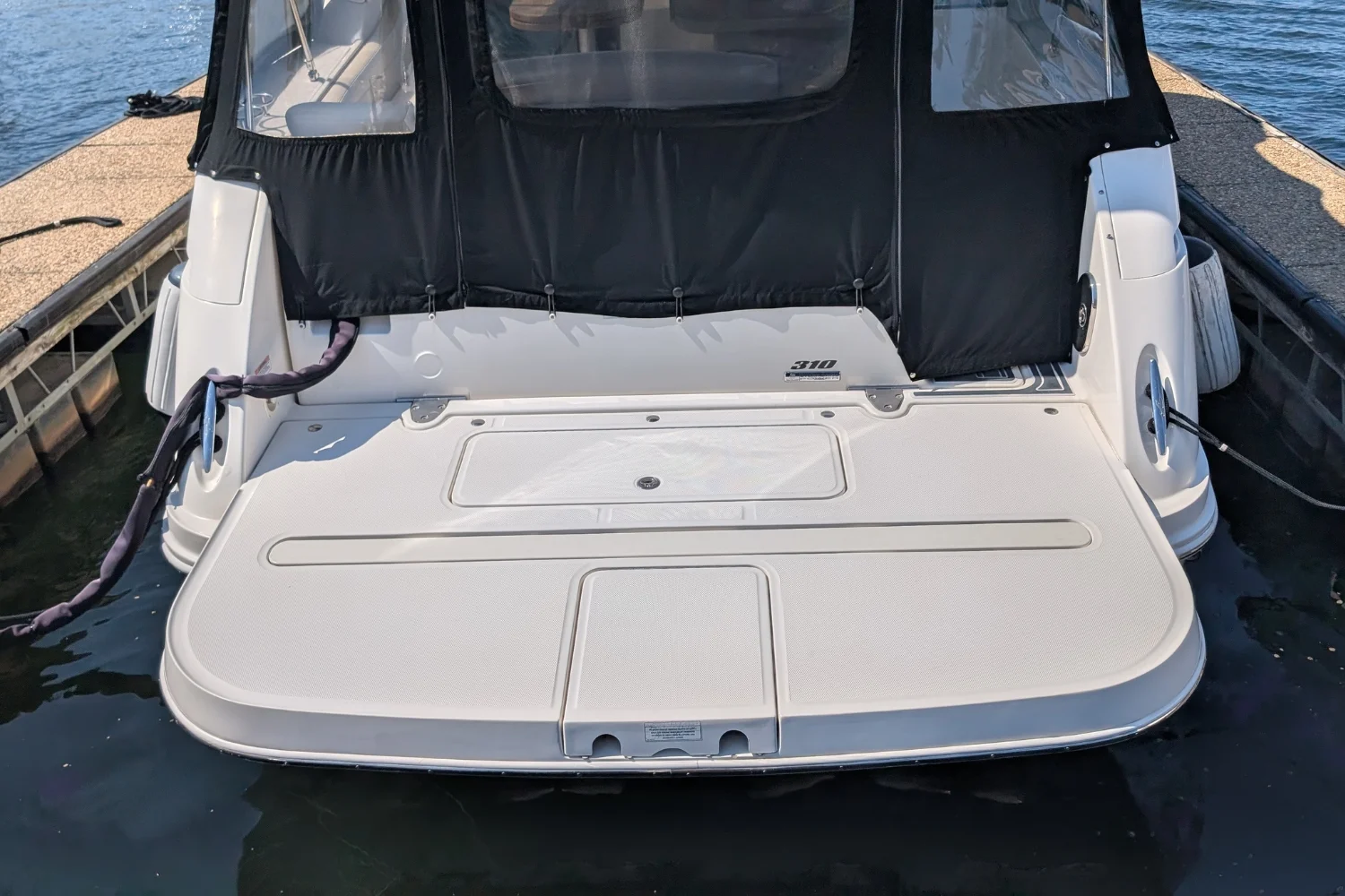 2012 Sea Ray 310 SUNDANCER Image Thumbnail #2