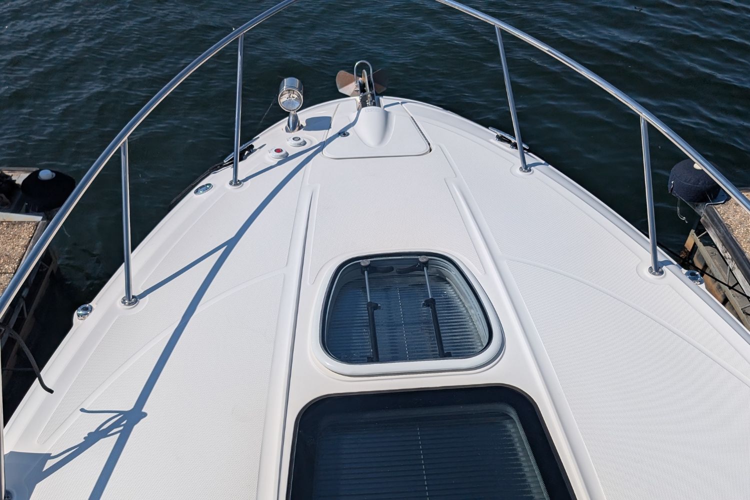 2012 Sea Ray 310 SUNDANCER Image Thumbnail #3