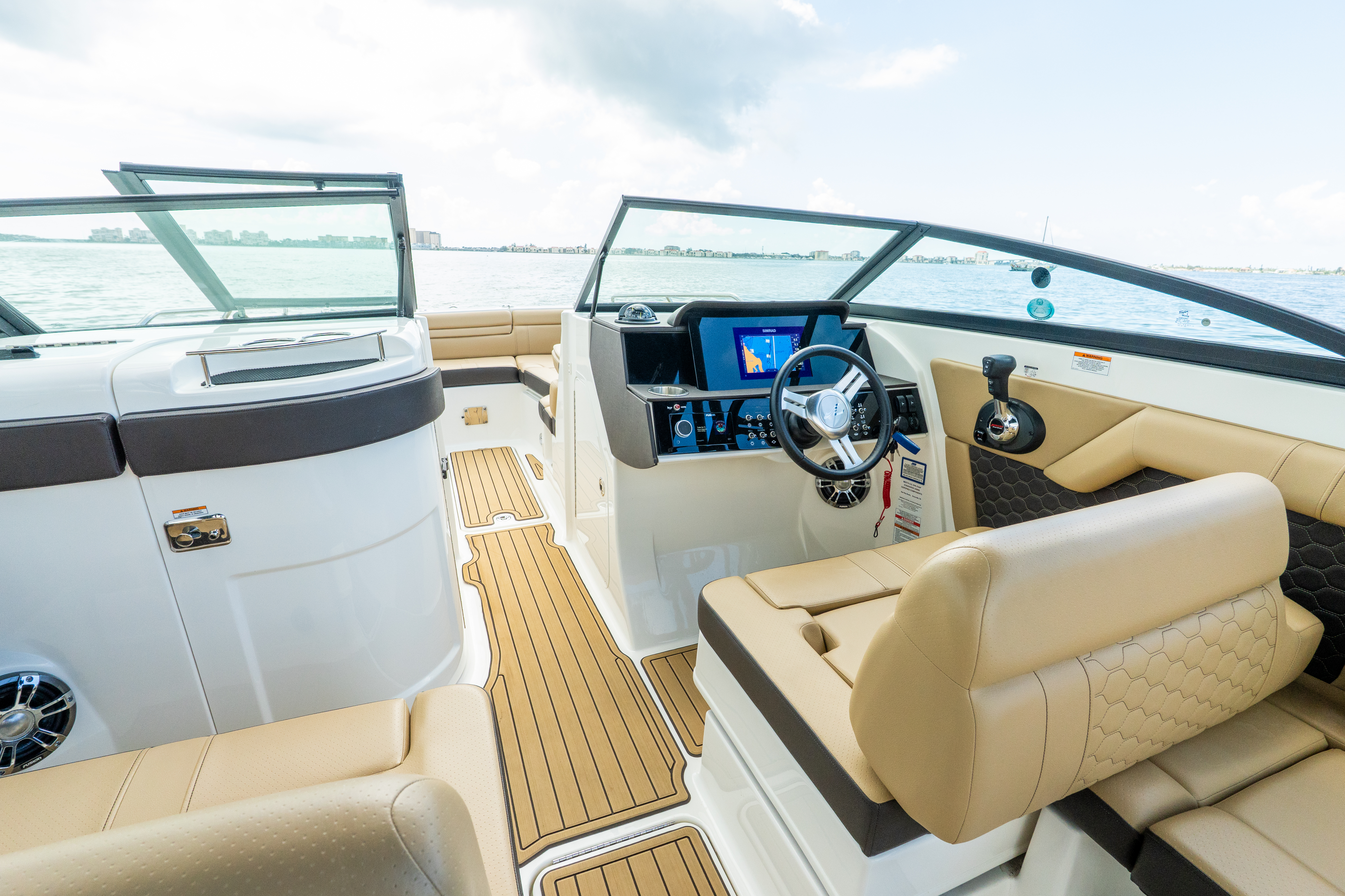 2022 Sea Ray 270 SDX OB Image Thumbnail #20