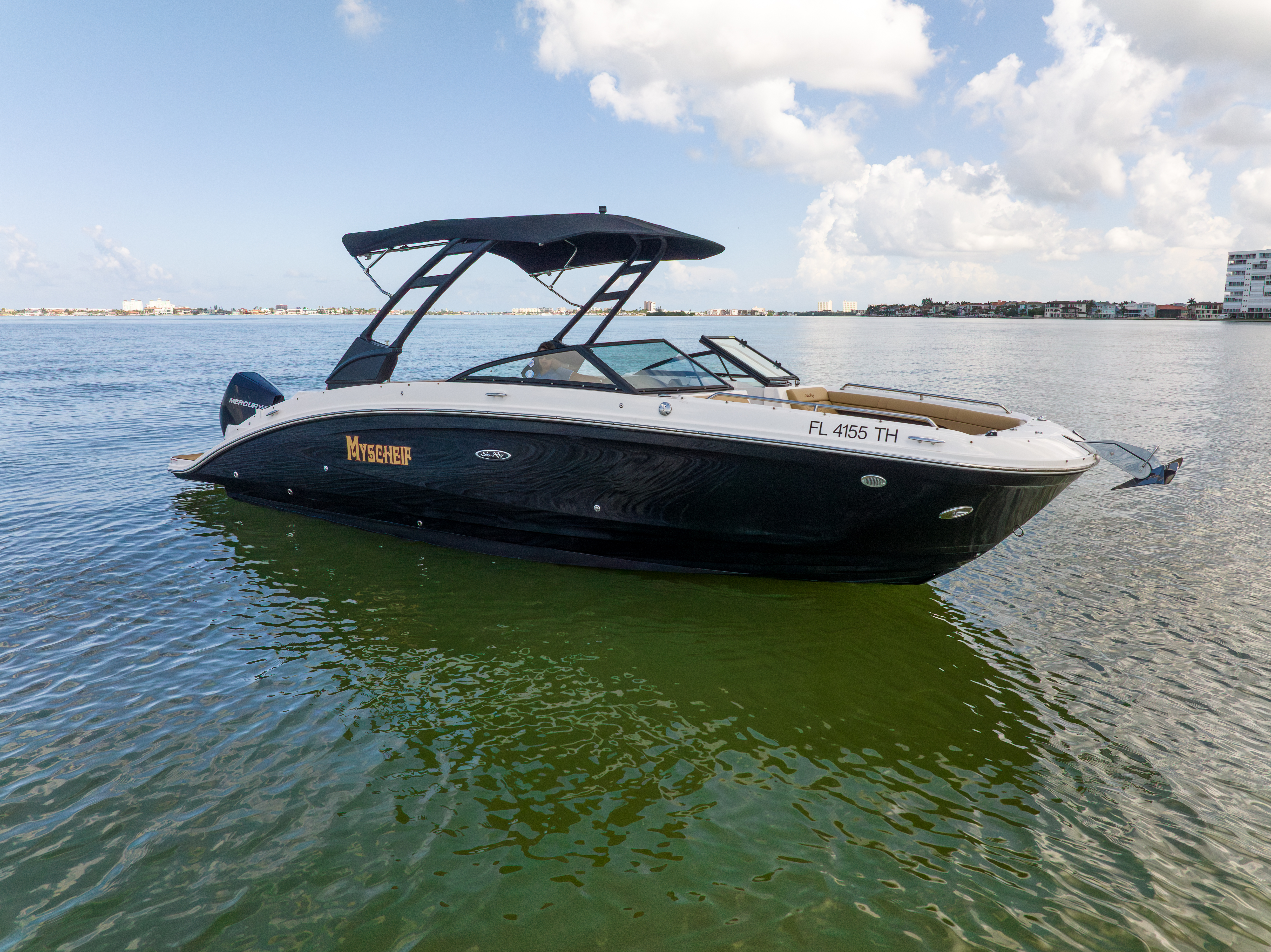 2022 Sea Ray 270 SDX OB Image Thumbnail #2