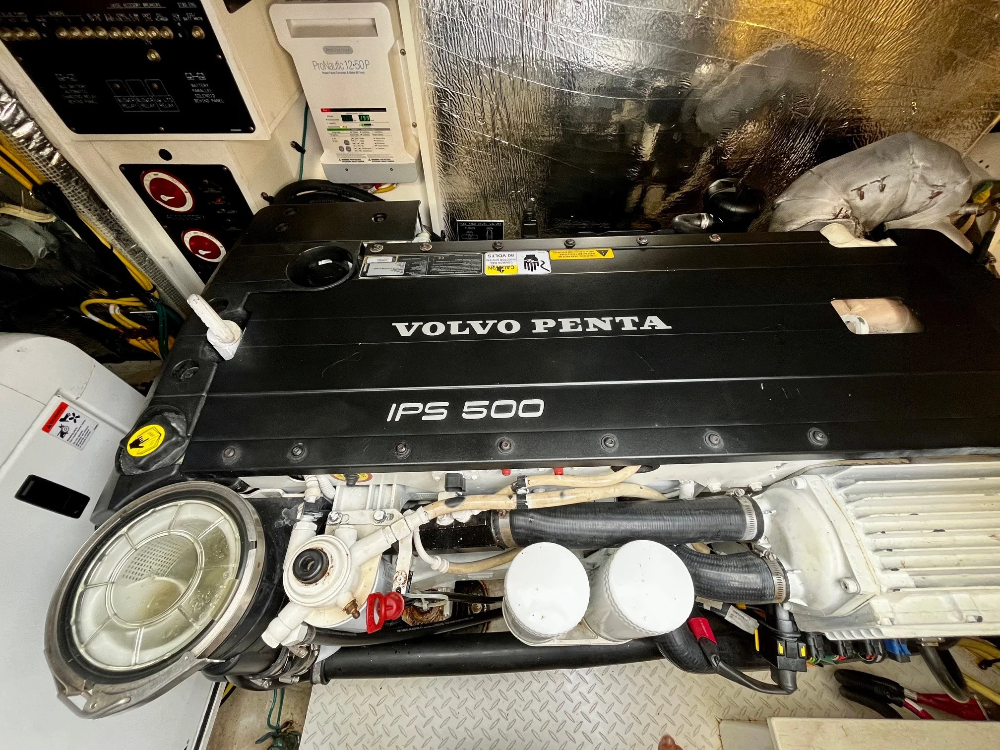 2015 Cruisers Yachts 41 CANTIUS Image Thumbnail #38