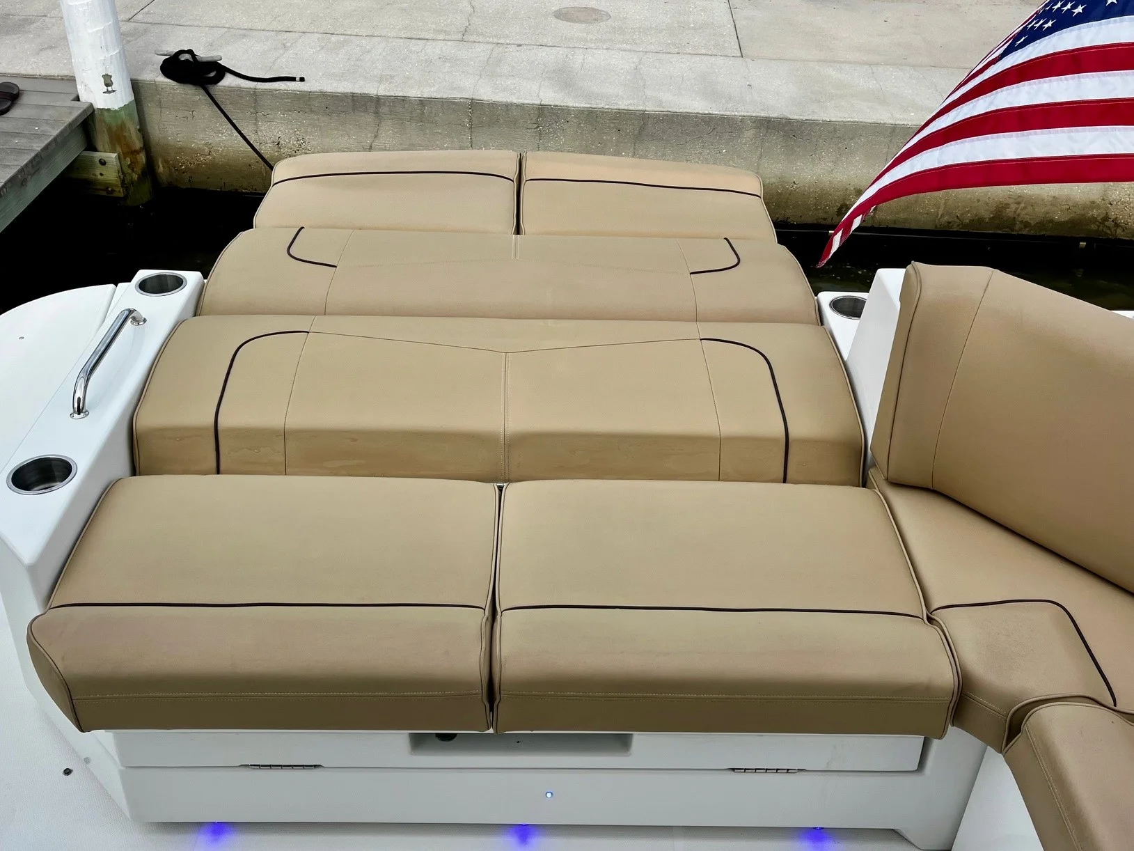 2015 Cruisers Yachts 41 CANTIUS Image Thumbnail #30