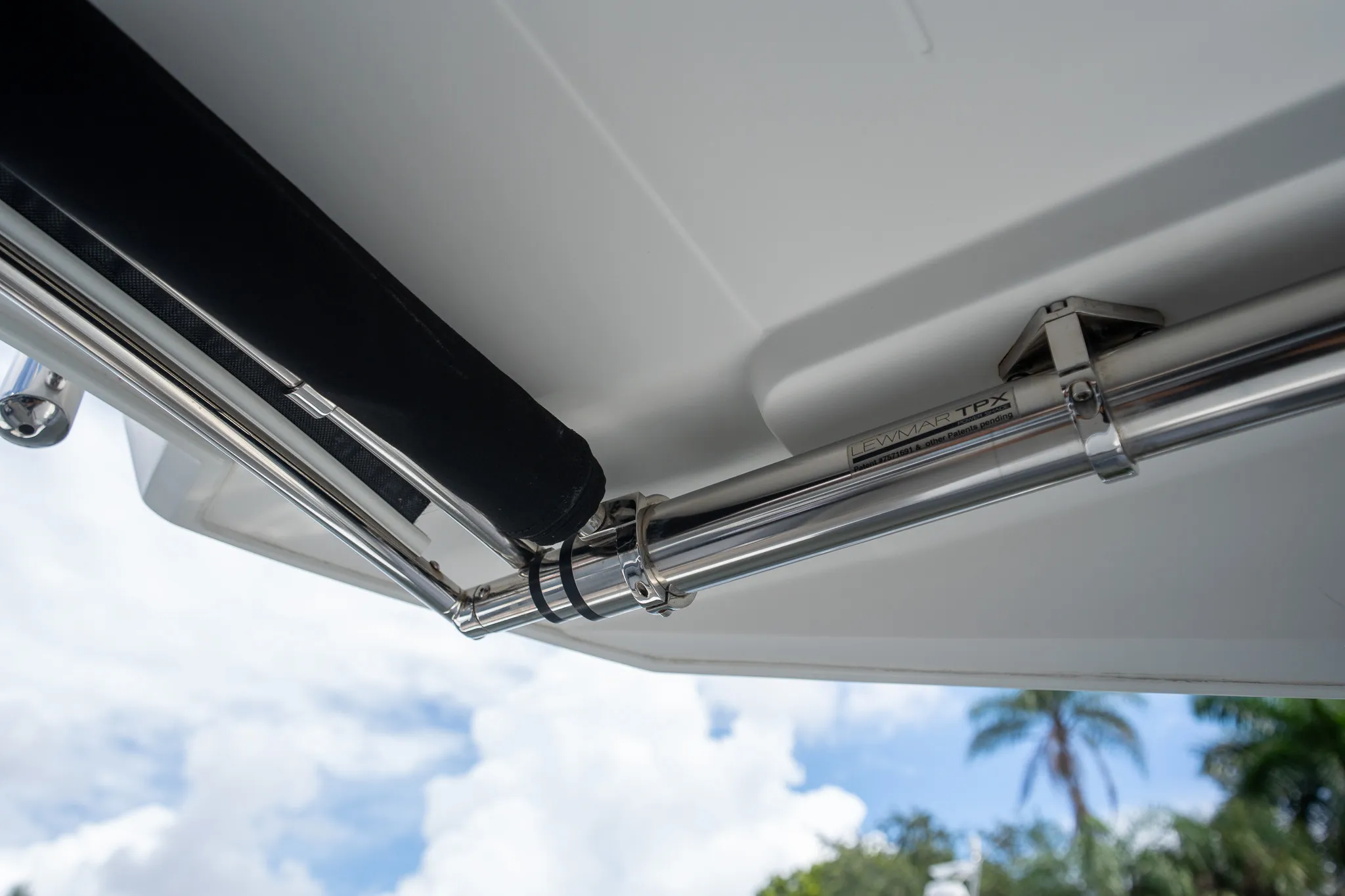 2024 Galeon 325 Image Thumbnail #39