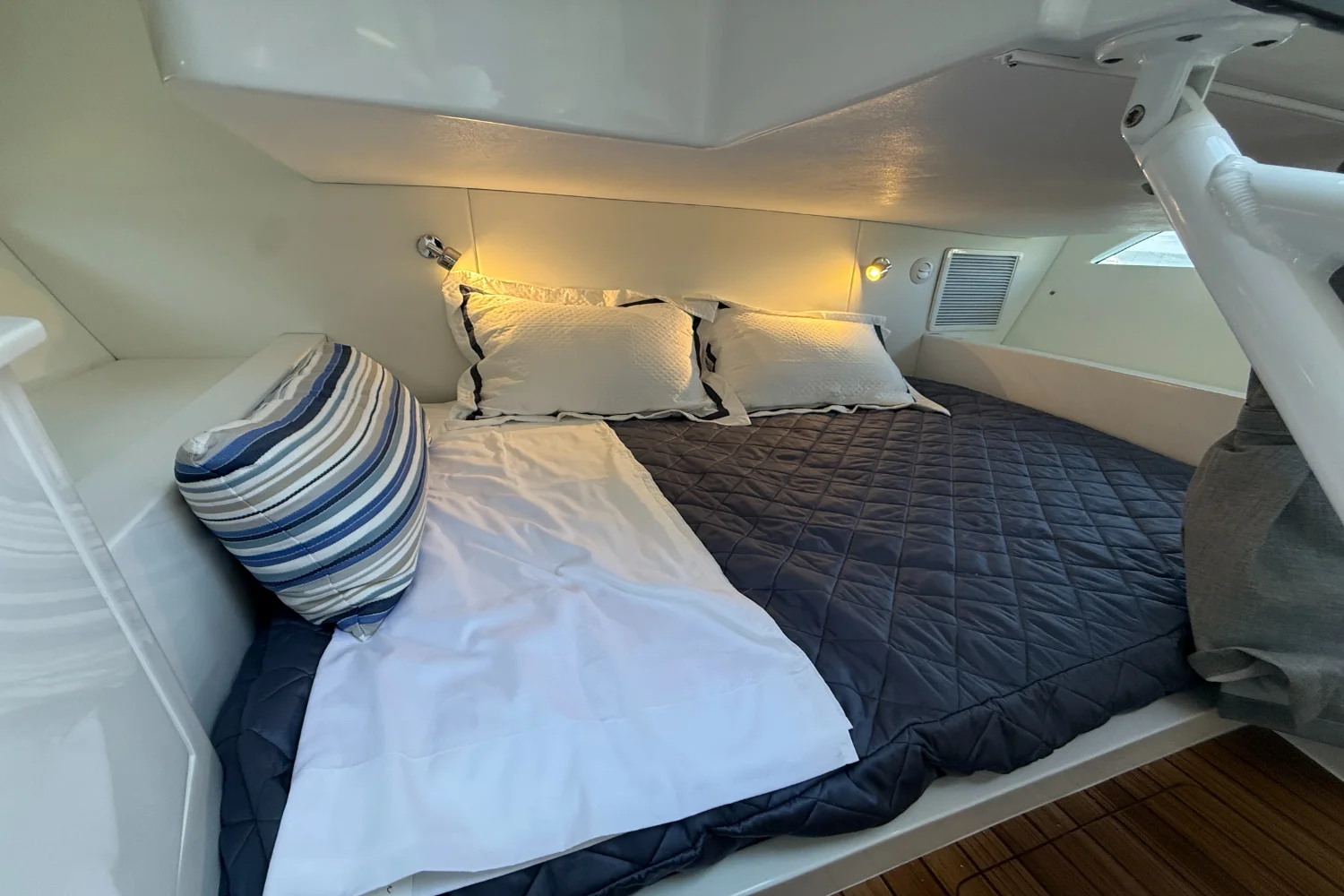 2026 Intrepid 41 Valor Image Thumbnail #68