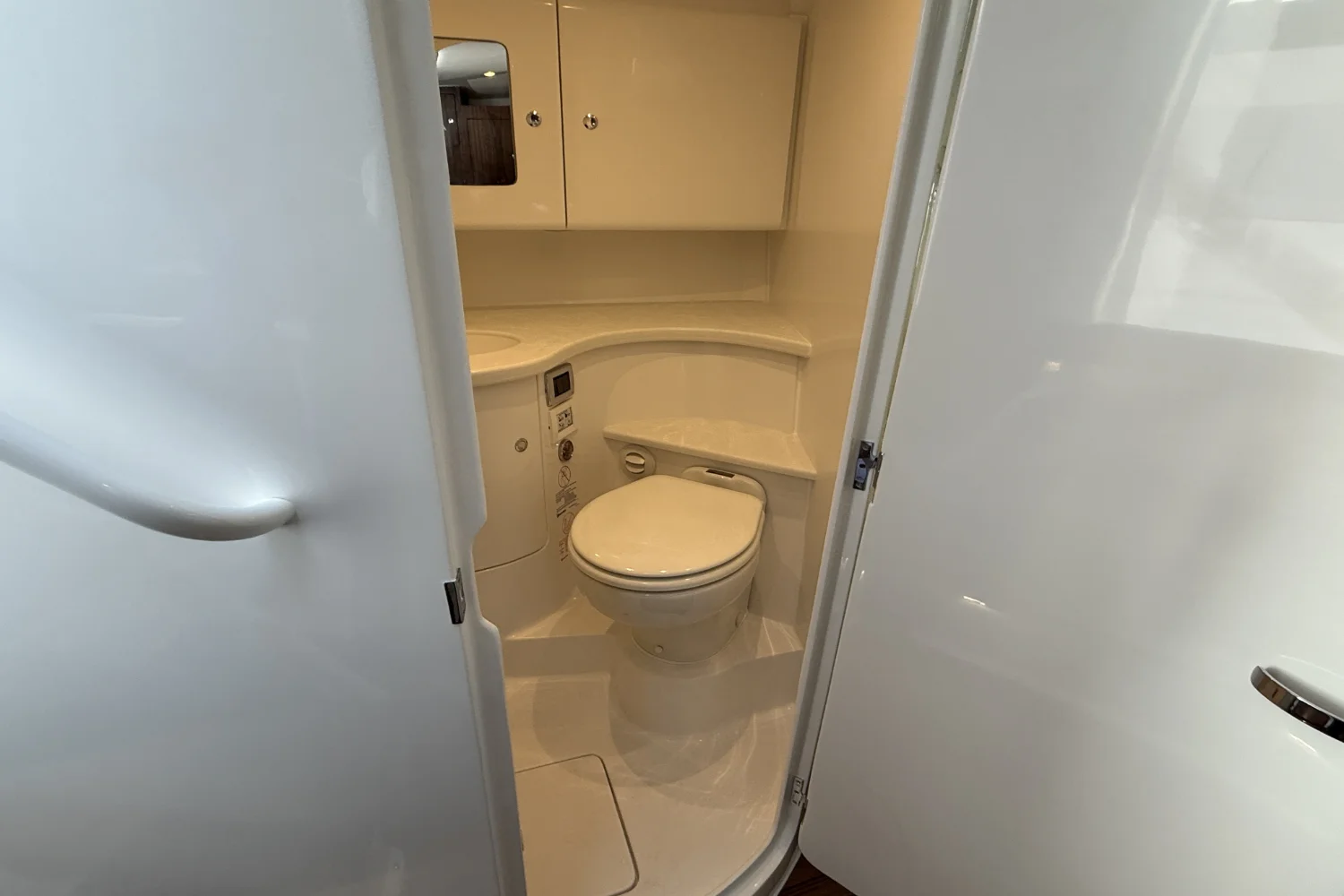 2026 Intrepid 41 Valor Image Thumbnail #61