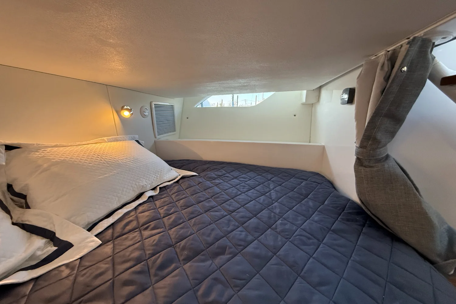 2026 Intrepid 41 Valor Image Thumbnail #70