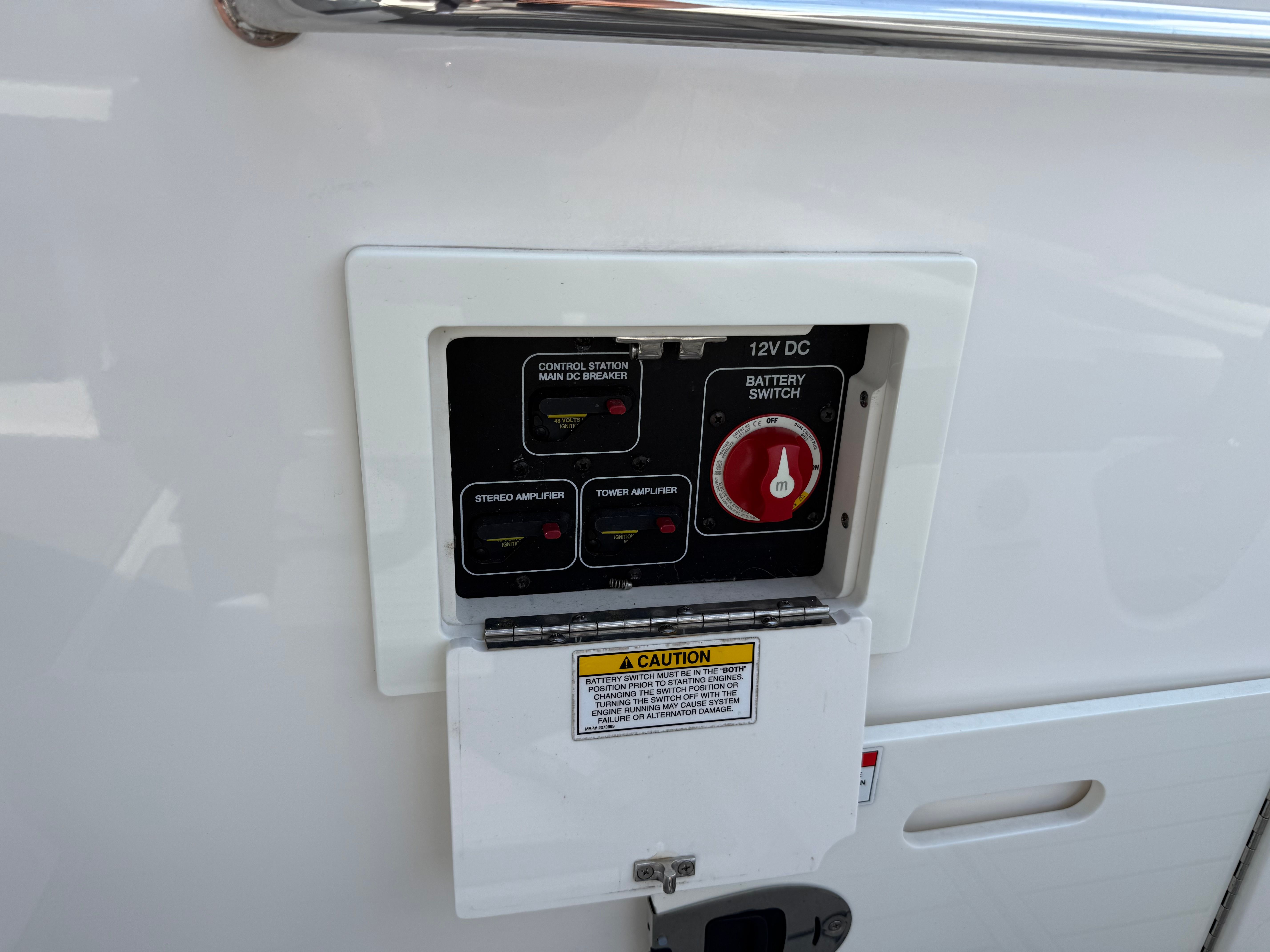 2023 Sea Ray SDX 250 Outboard Image Thumbnail #9