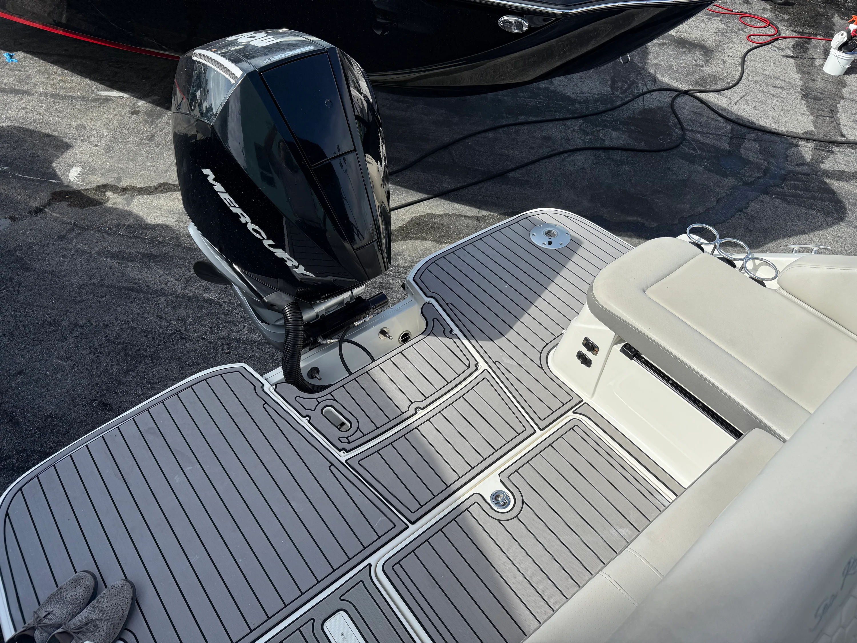 2023 Sea Ray SDX 250 Outboard Image Thumbnail #6