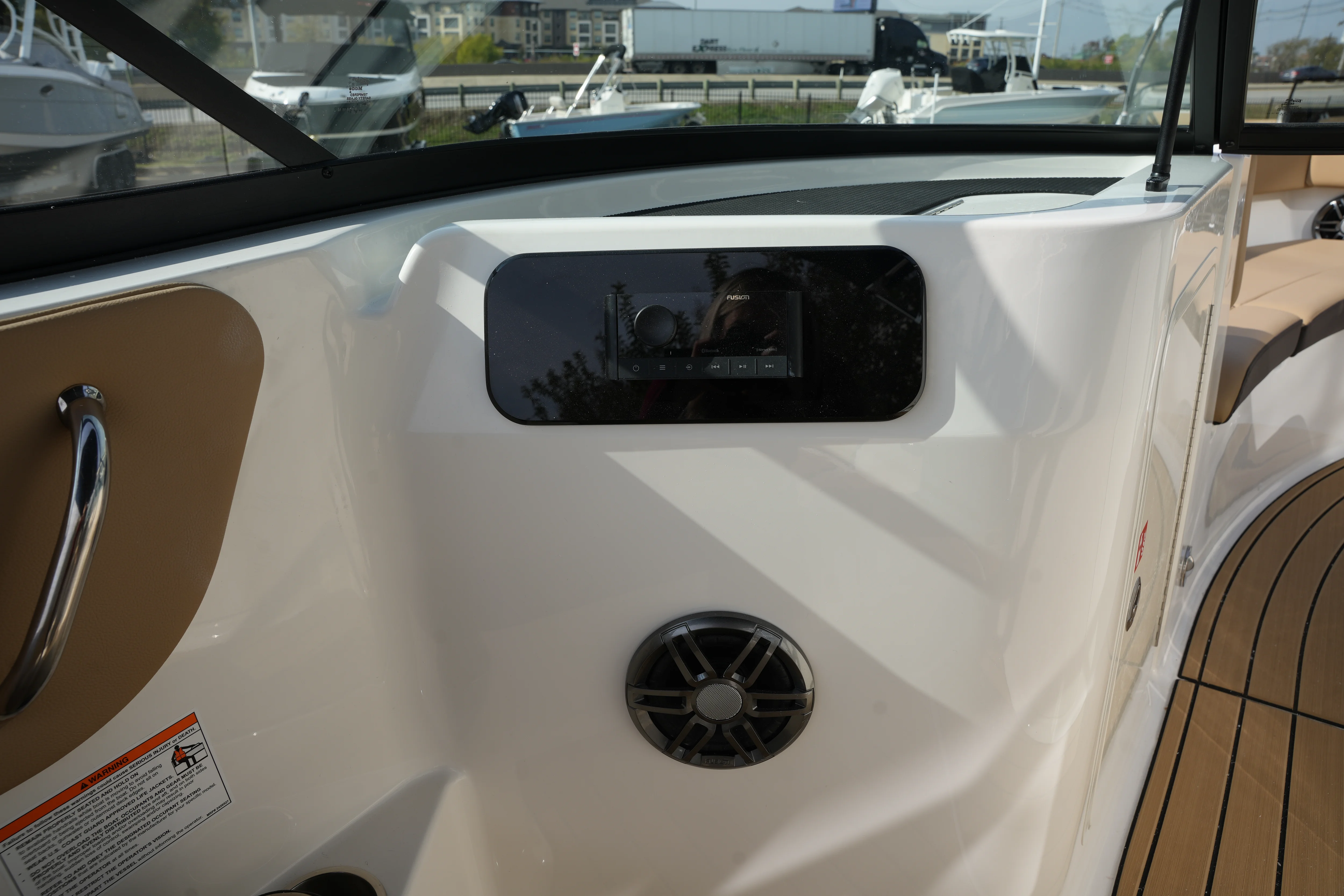 2026 Sea Ray SDX 230 Image Thumbnail #20