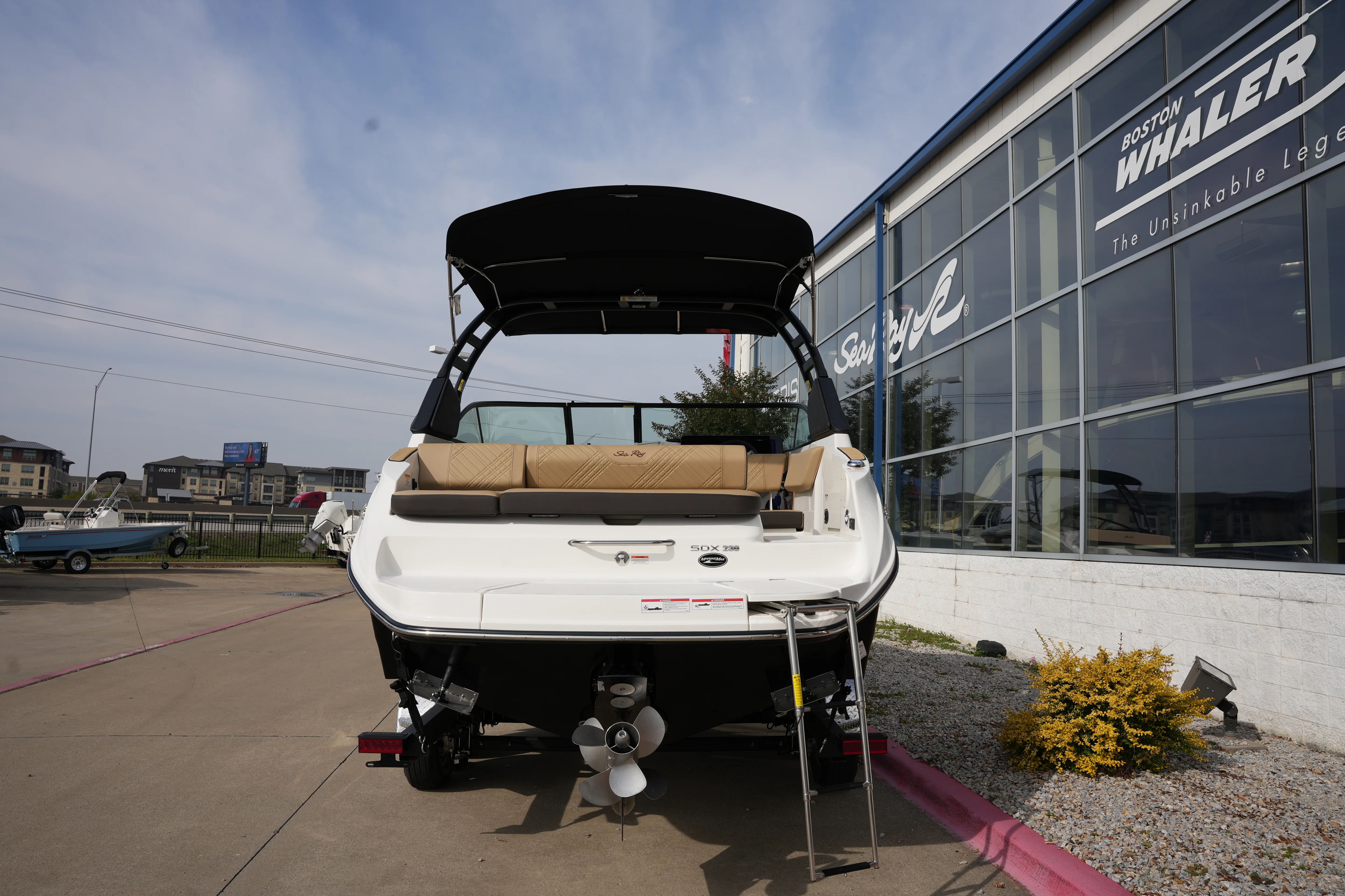 2026 Sea Ray SDX 230 Image Thumbnail #3