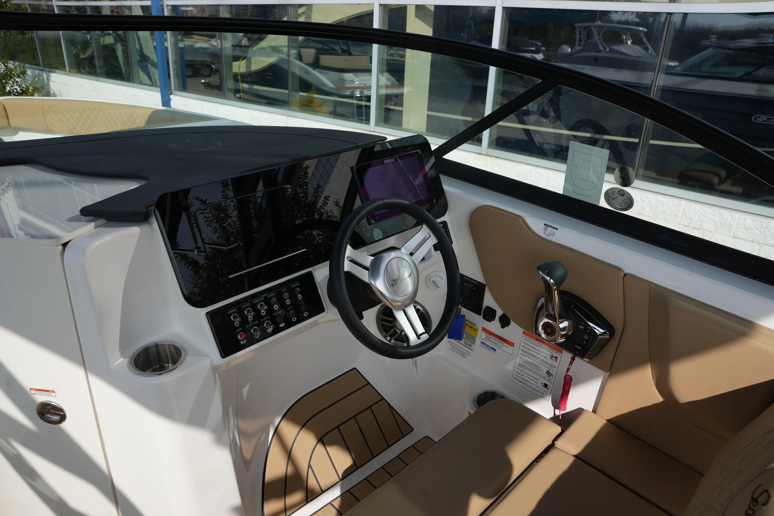 2026 Sea Ray SDX 230 Image Thumbnail #16