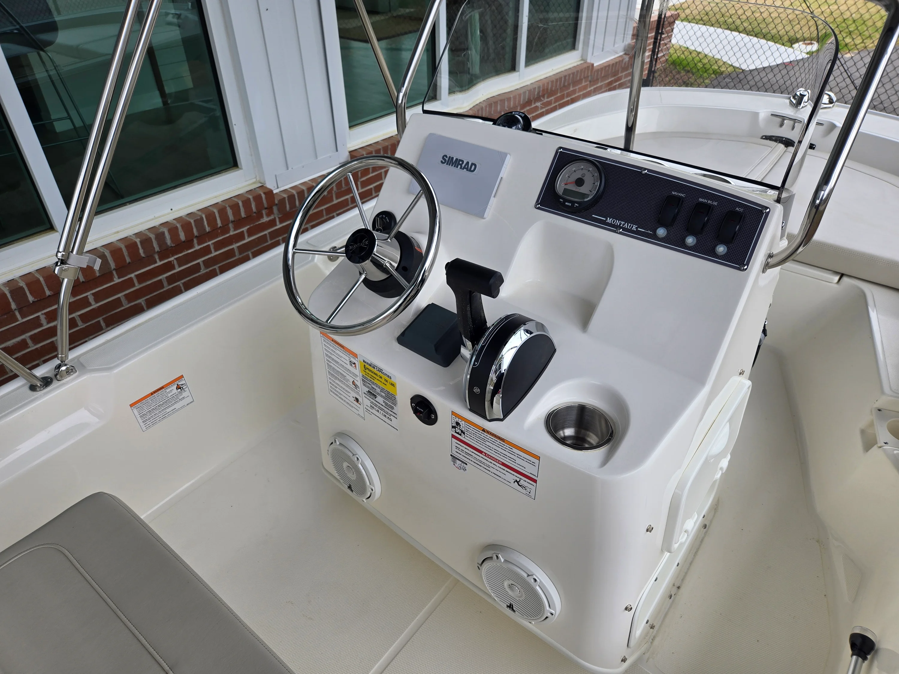 2026 Boston Whaler 150 Montauk Image Thumbnail #8