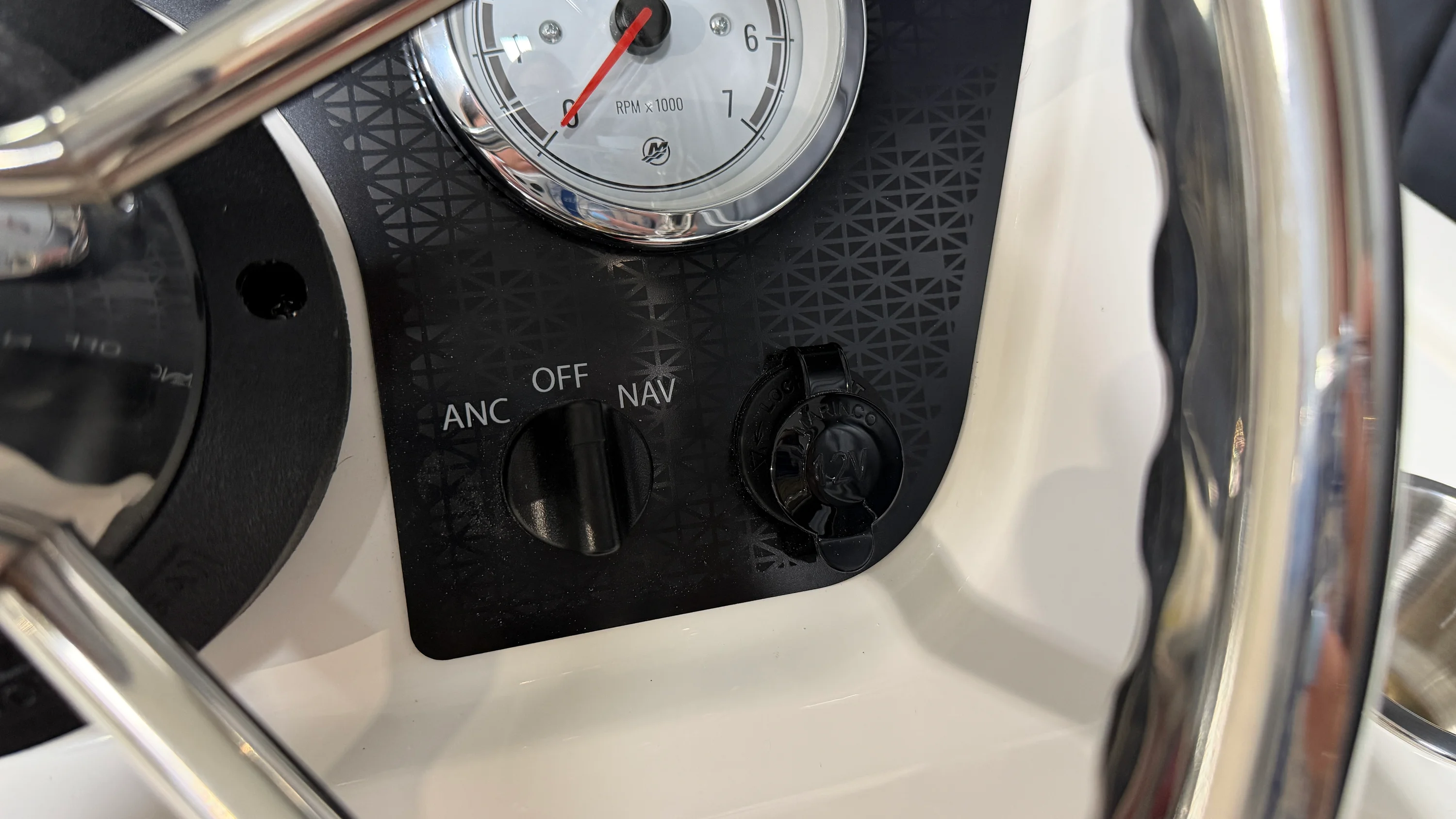 2026 Boston Whaler 130 Super Sport Image Thumbnail #24