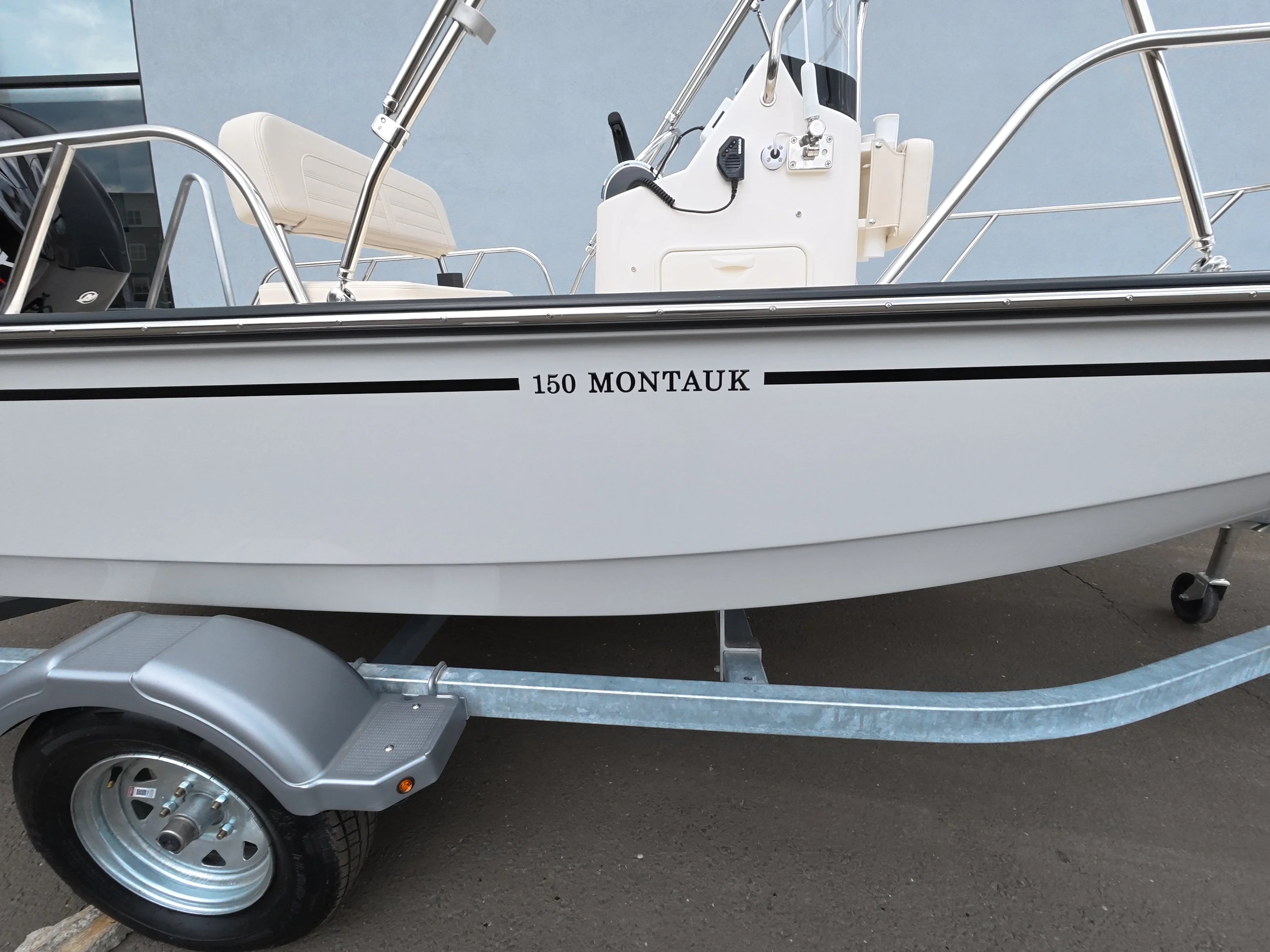 2026 Boston Whaler 150 Montauk Image Thumbnail #17