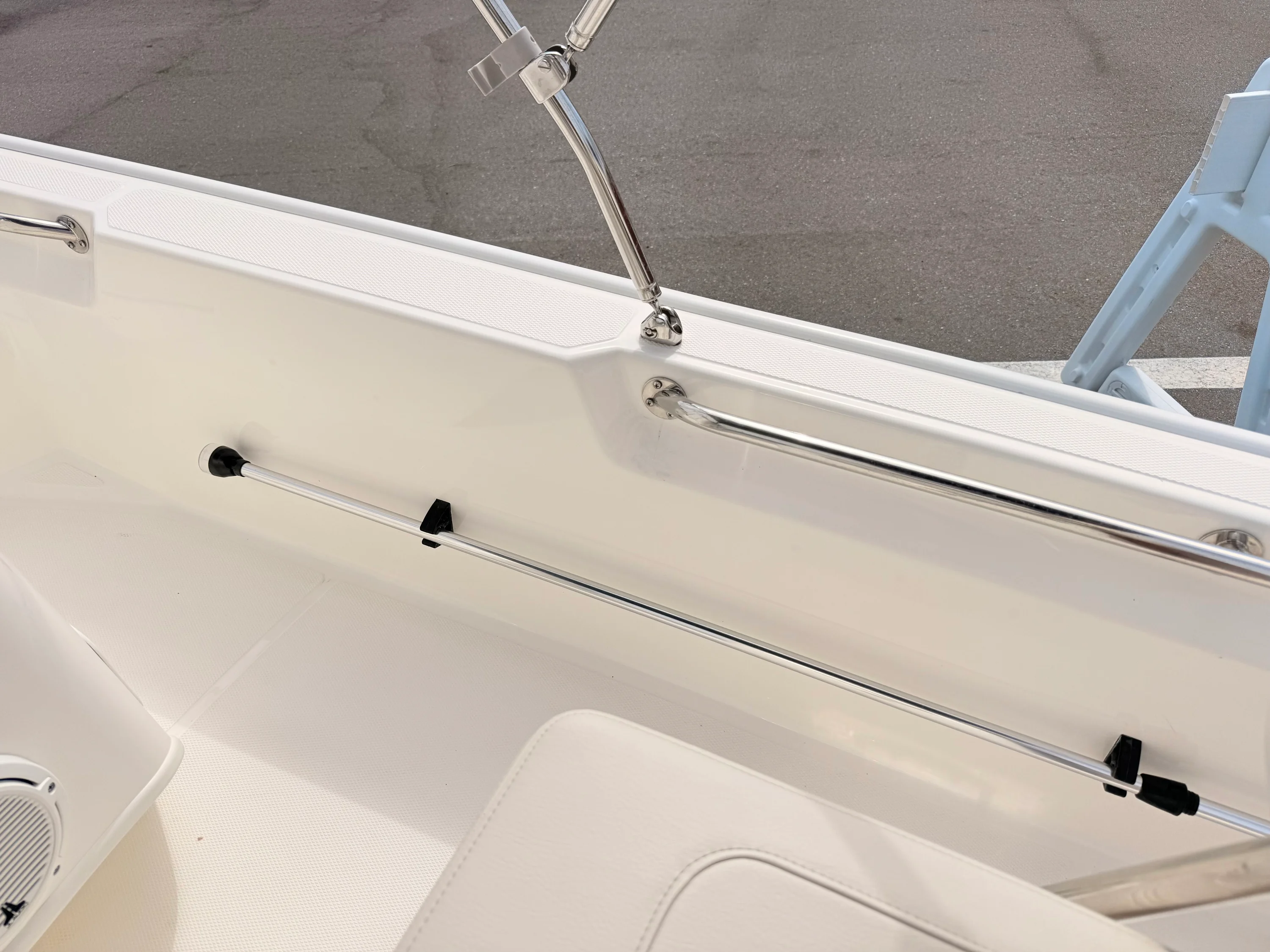 2026 Boston Whaler 150 Montauk Image Thumbnail #19