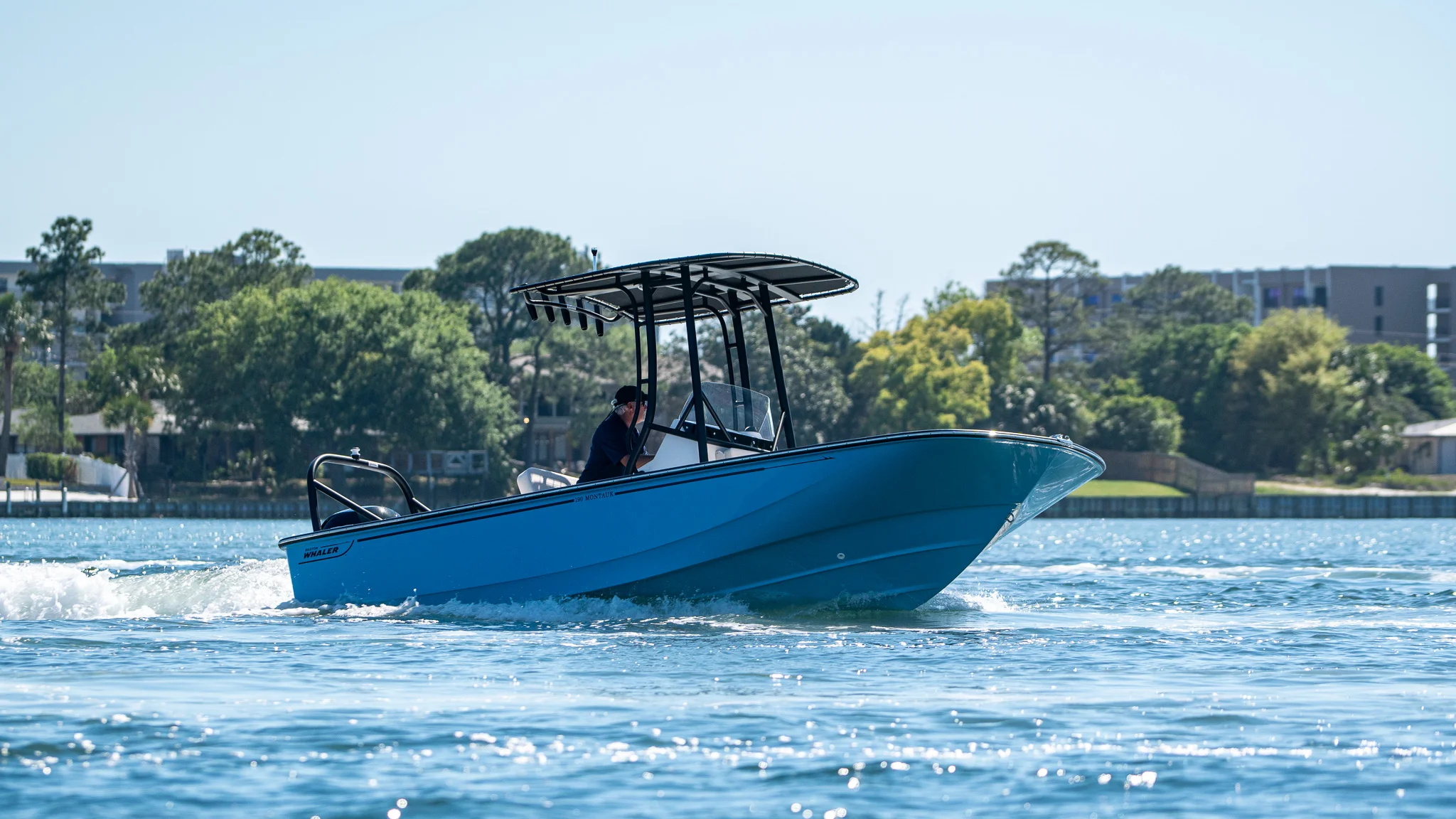 2026 Boston Whaler 190 Montauk Image Thumbnail #12