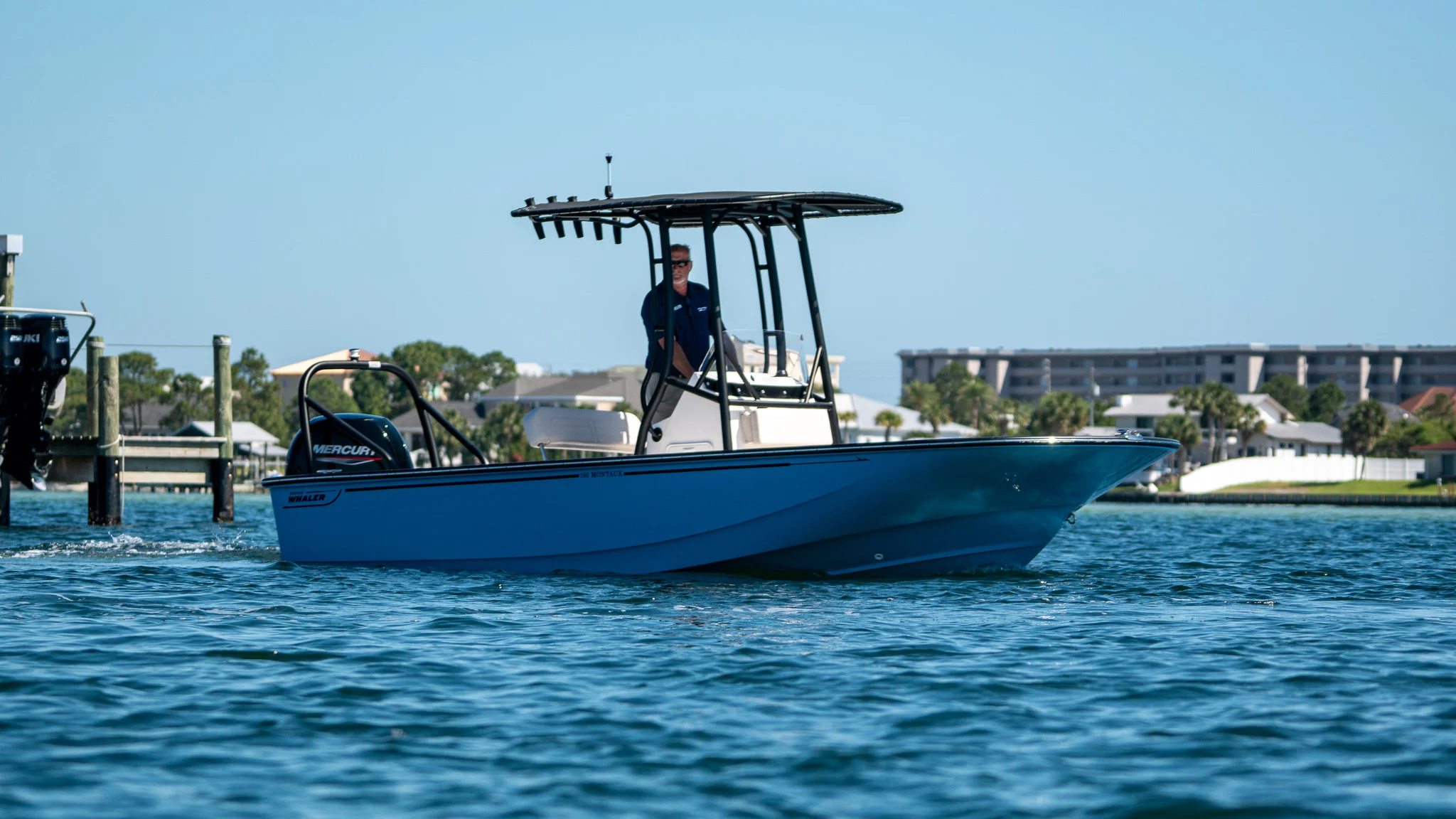 2026 Boston Whaler 190 Montauk Image Thumbnail #9