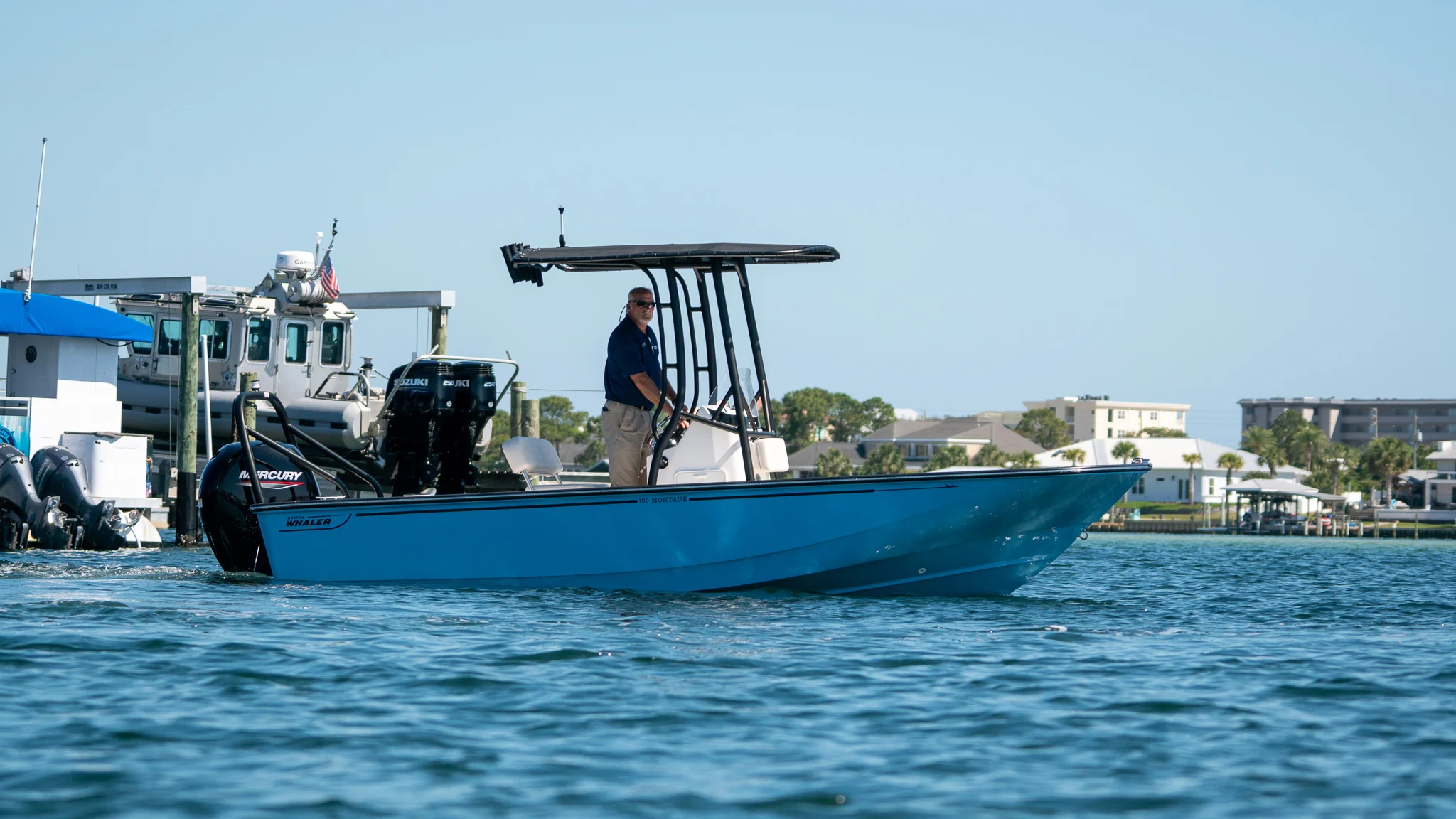 2026 Boston Whaler 190 Montauk Image Thumbnail #3