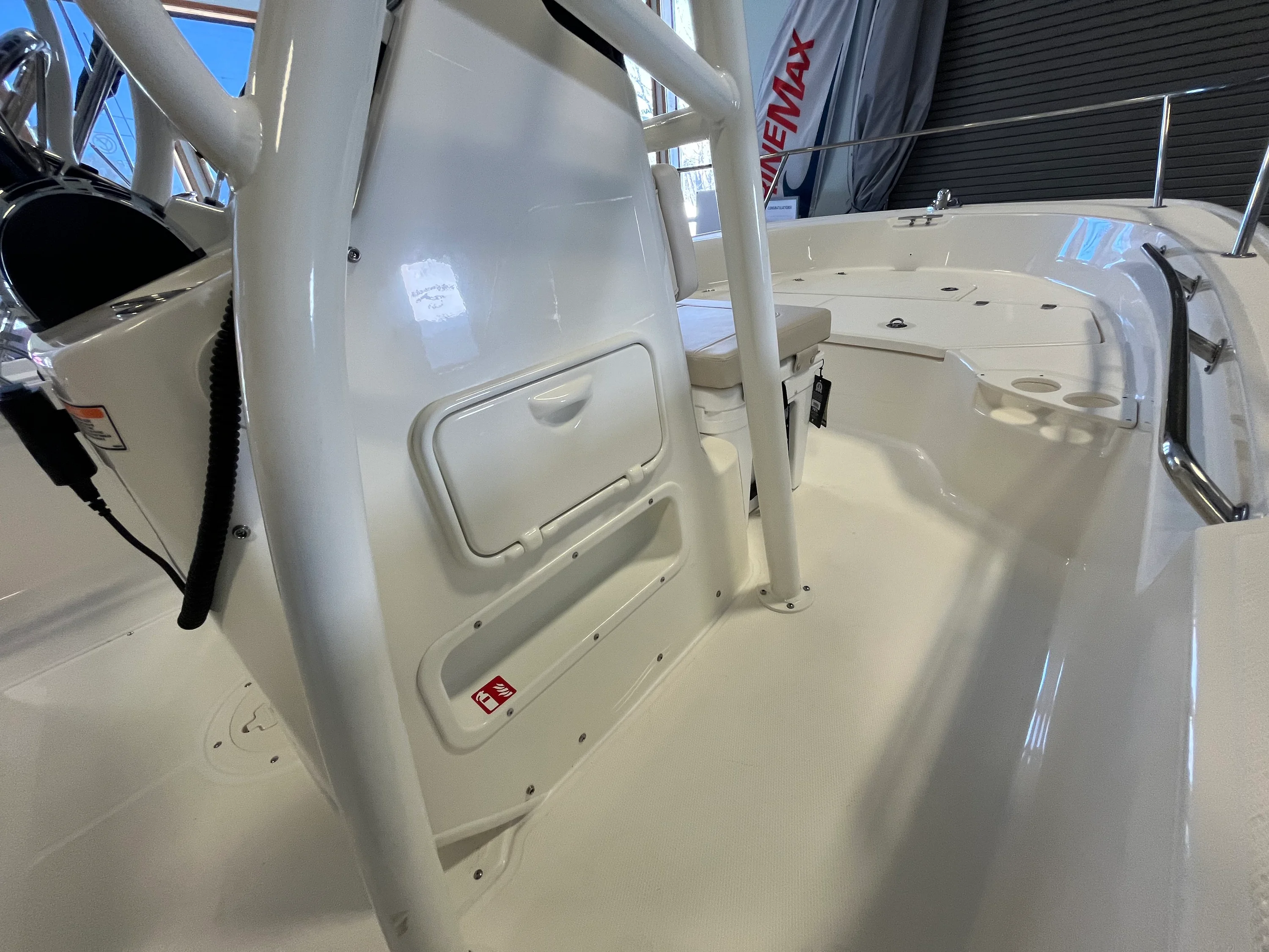 2026 Boston Whaler 190 Montauk Image Thumbnail #10