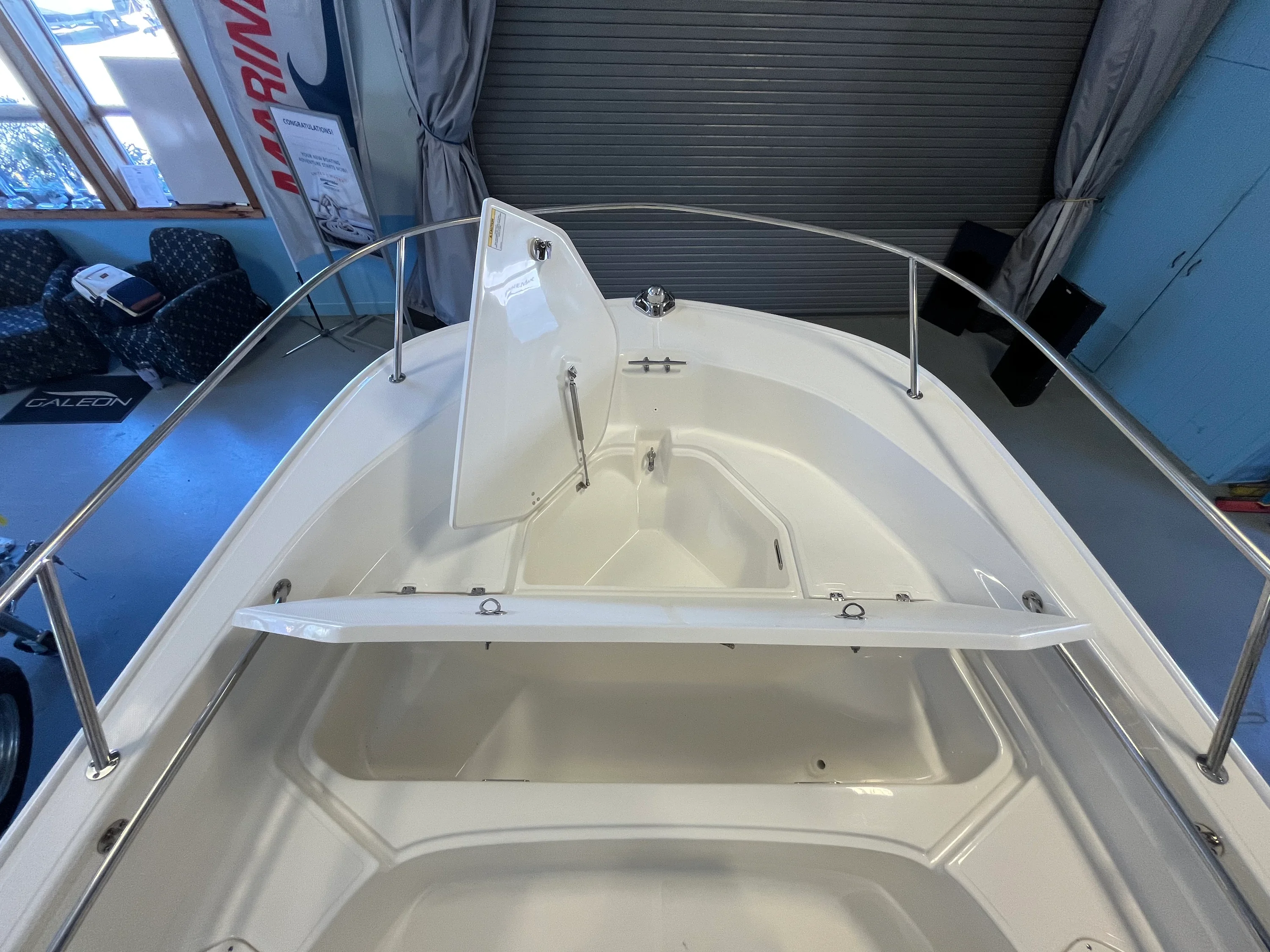 2026 Boston Whaler 190 Montauk Image Thumbnail #15