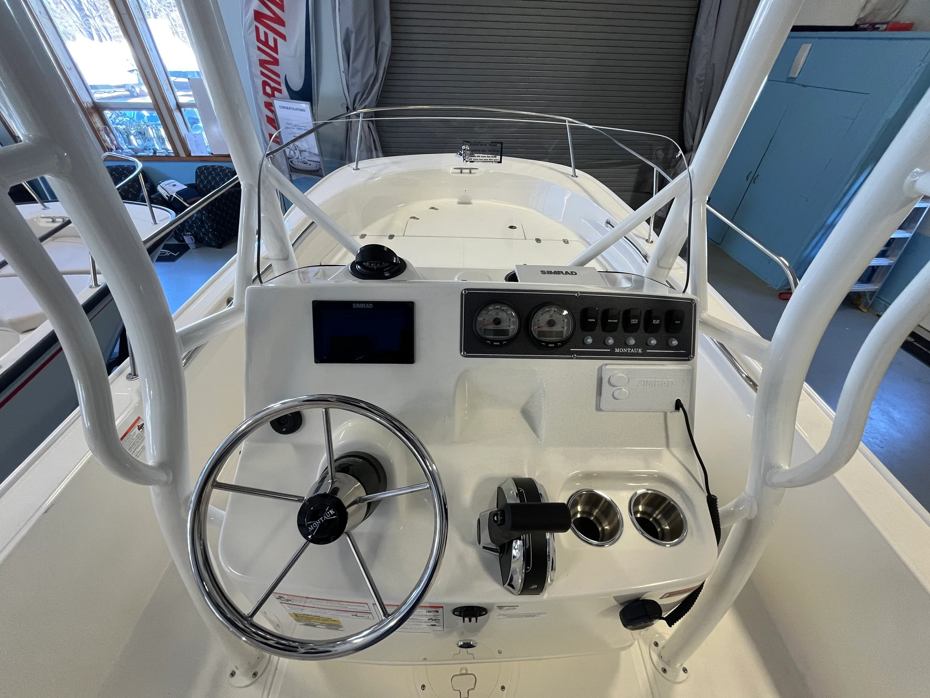 2026 Boston Whaler 190 Montauk Image Thumbnail #8