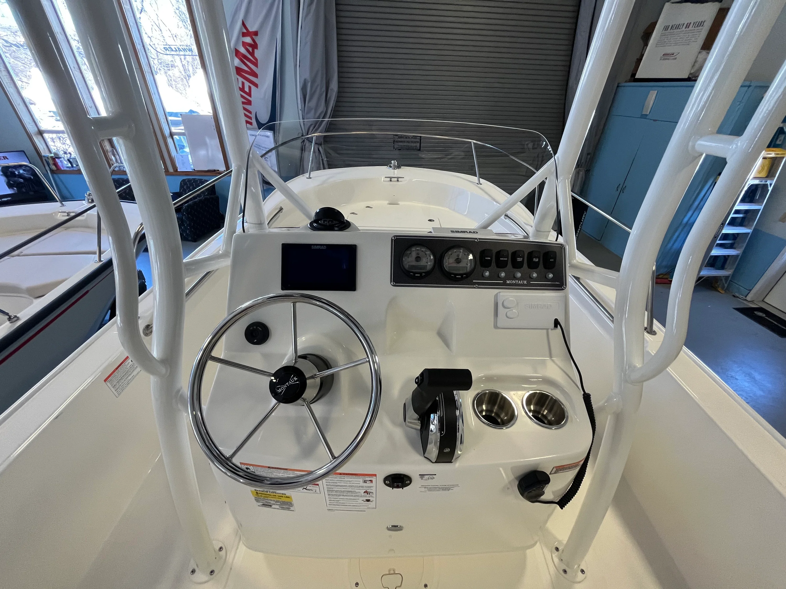 2026 Boston Whaler 190 Montauk Image Thumbnail #7