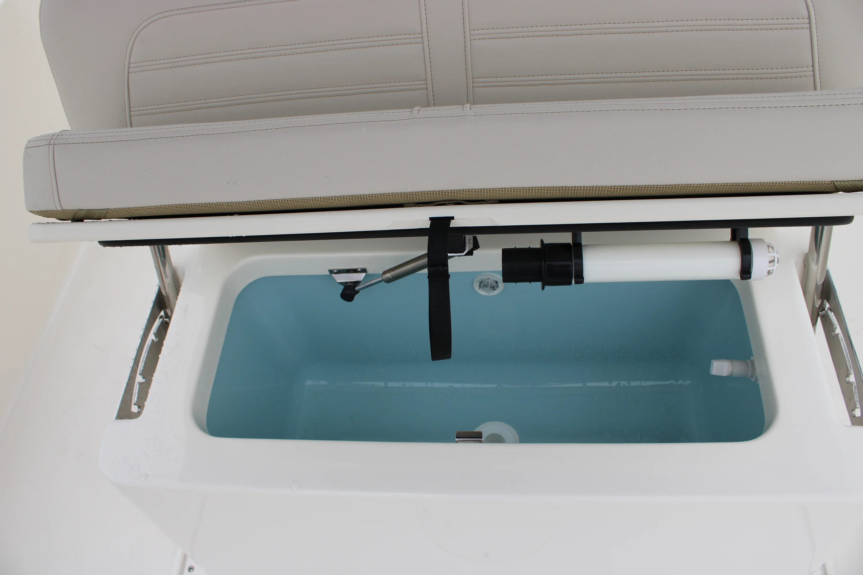 2026 Boston Whaler 190 Montauk Image Thumbnail #29
