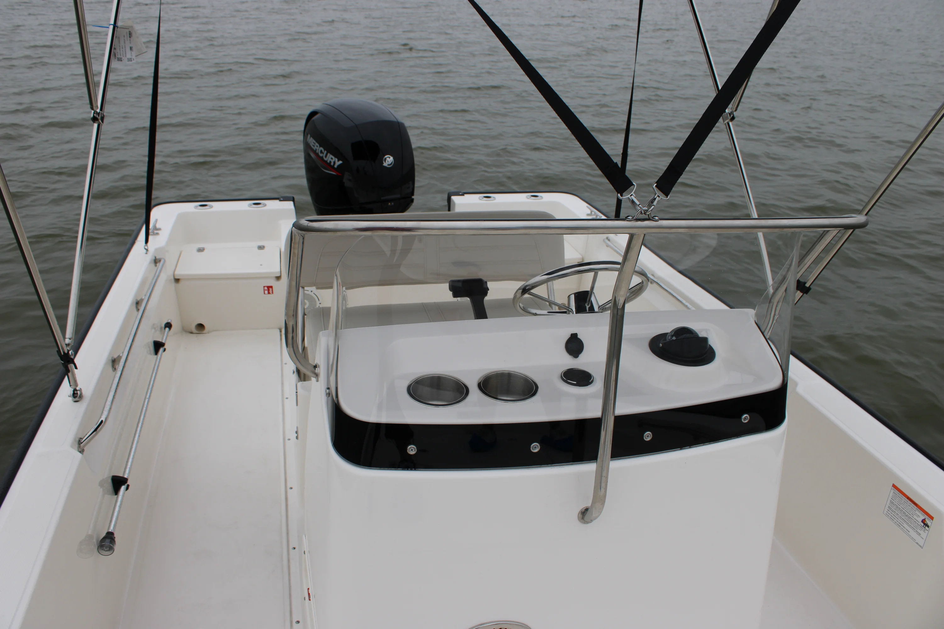 2026 Boston Whaler 190 Montauk Image Thumbnail #17
