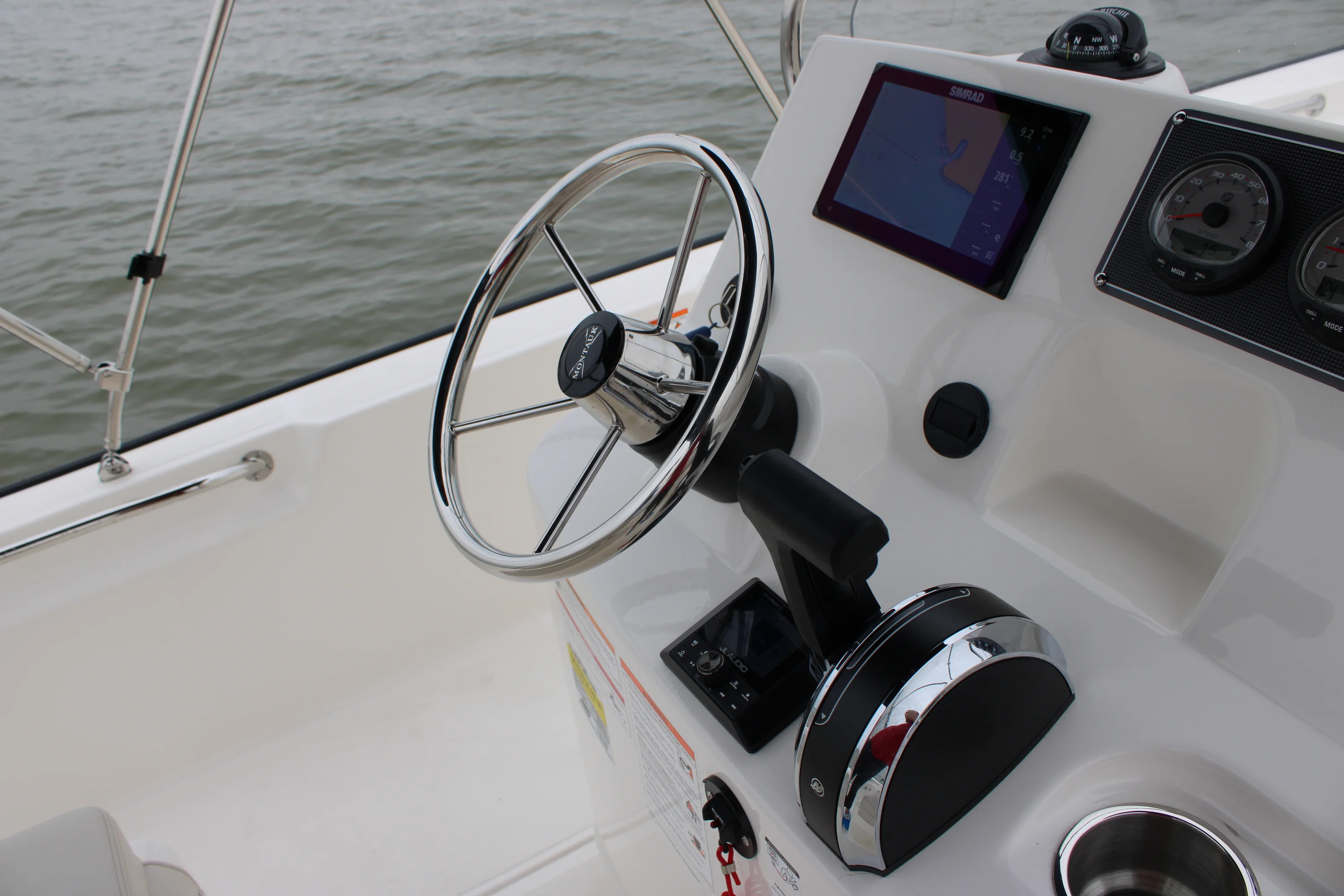 2026 Boston Whaler 190 Montauk Image Thumbnail #22