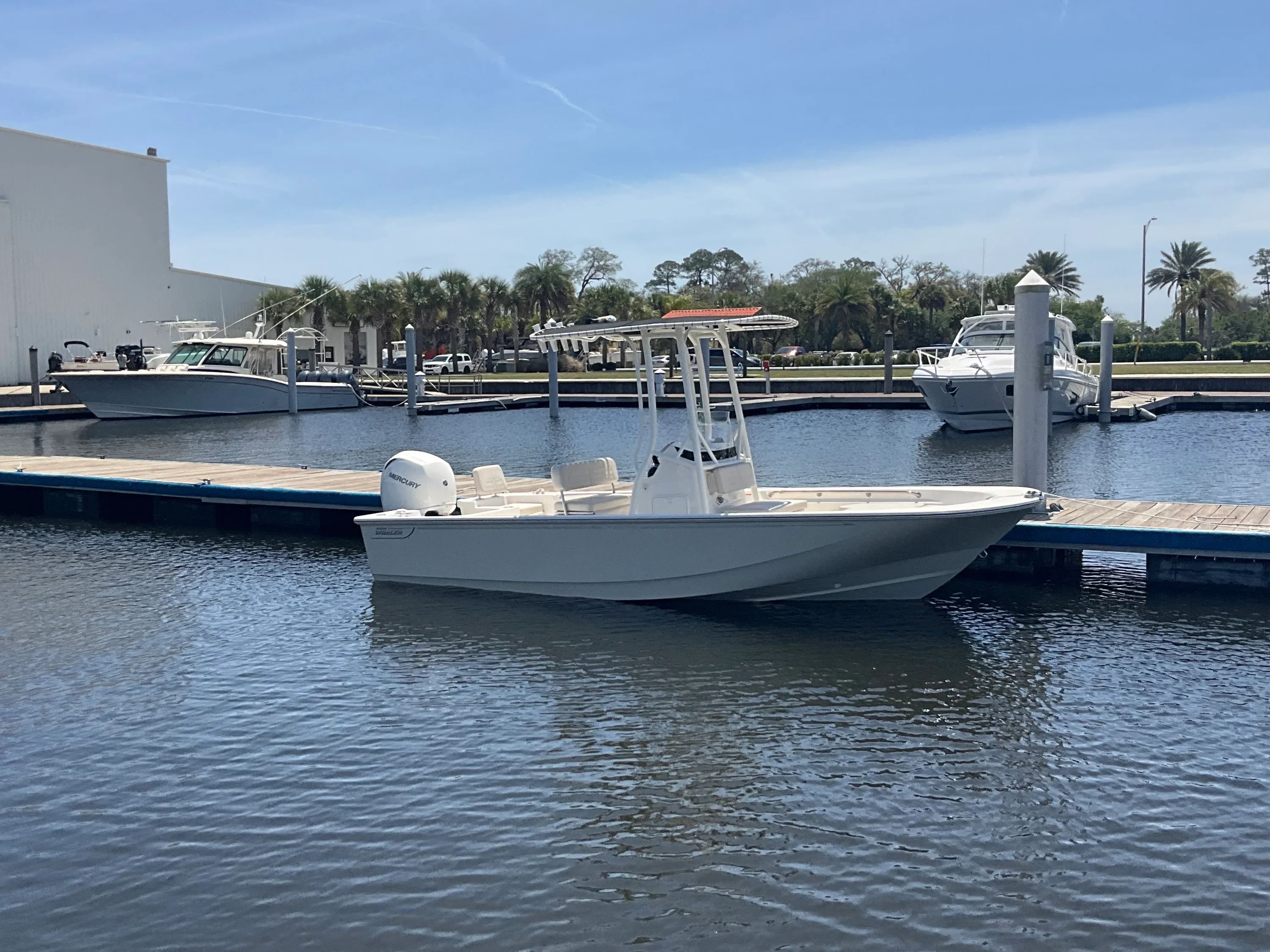 2026 Boston Whaler 190 Montauk Image Thumbnail #1