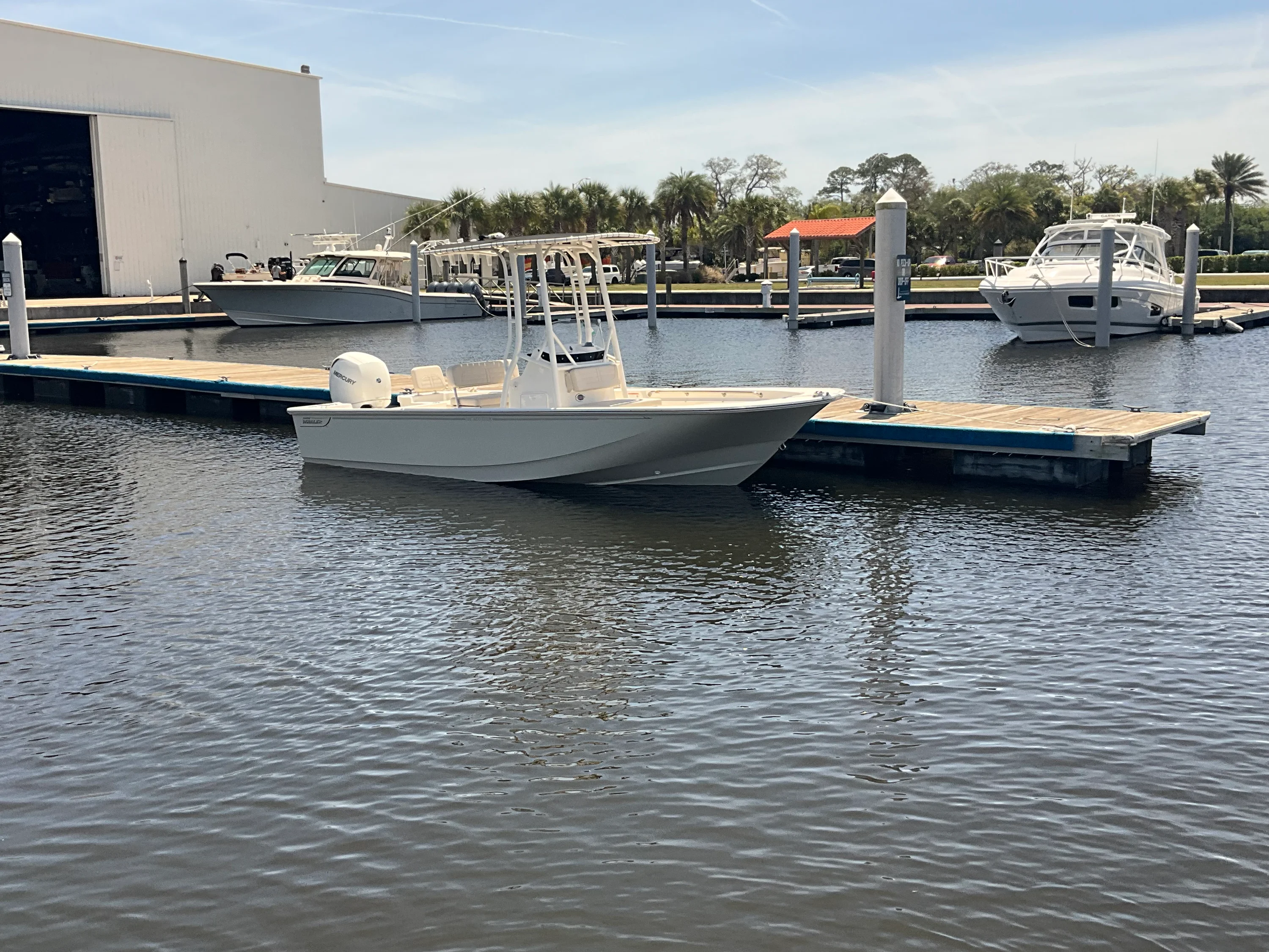 2026 Boston Whaler 190 Montauk Image Thumbnail #3