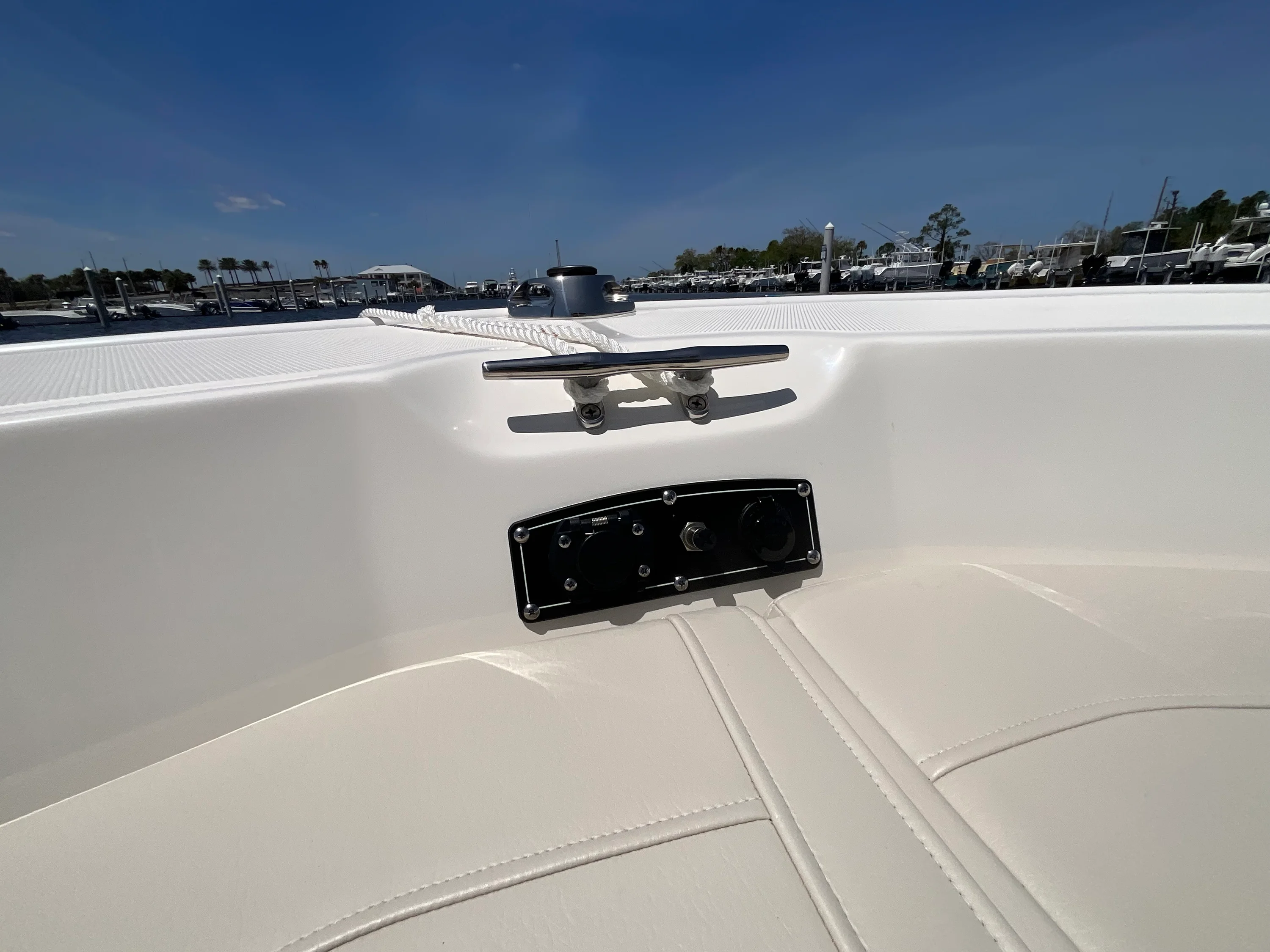 2026 Boston Whaler 190 Montauk Image Thumbnail #10