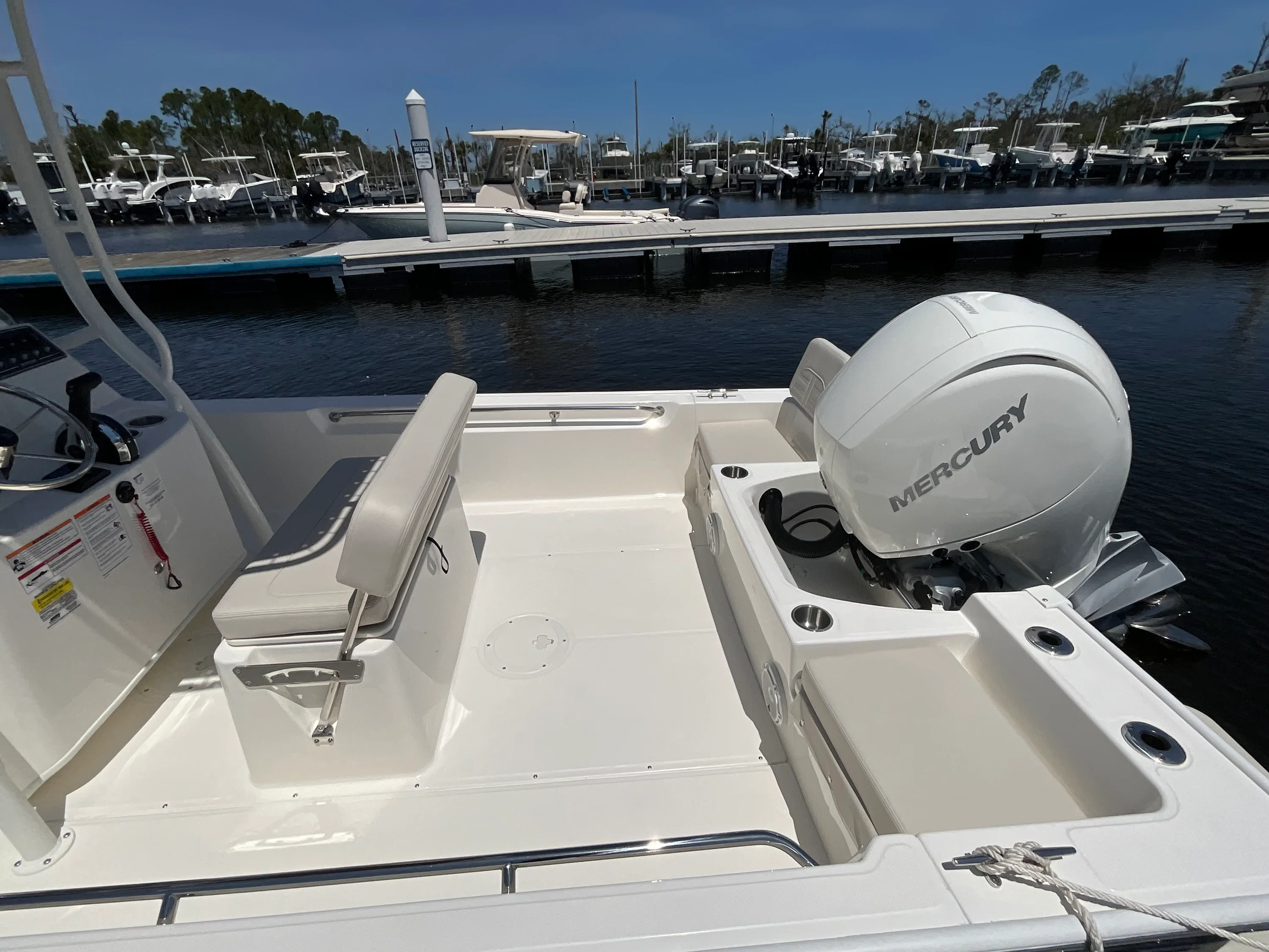 2026 Boston Whaler 190 Montauk Image Thumbnail #8