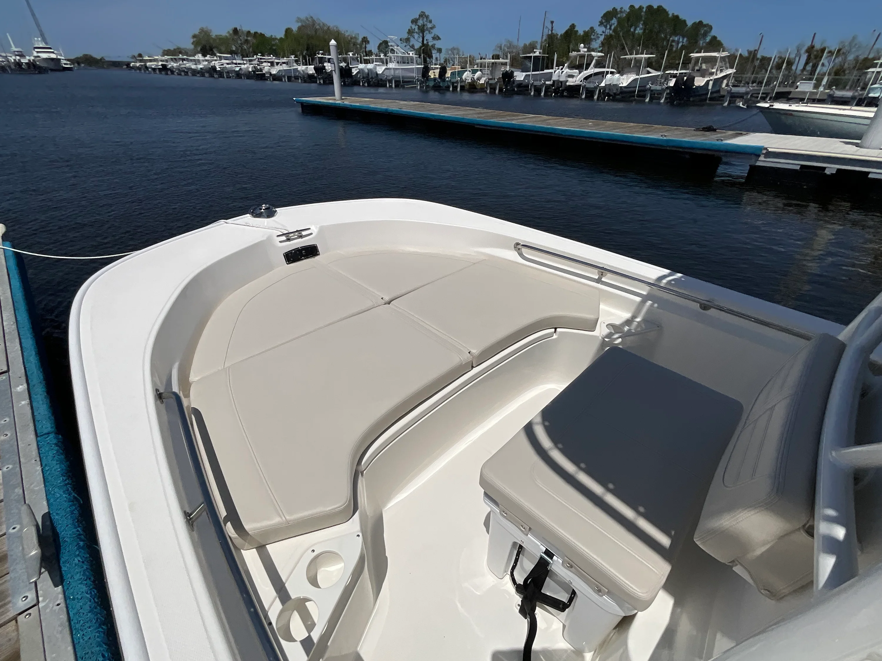 2026 Boston Whaler 190 Montauk Image Thumbnail #17