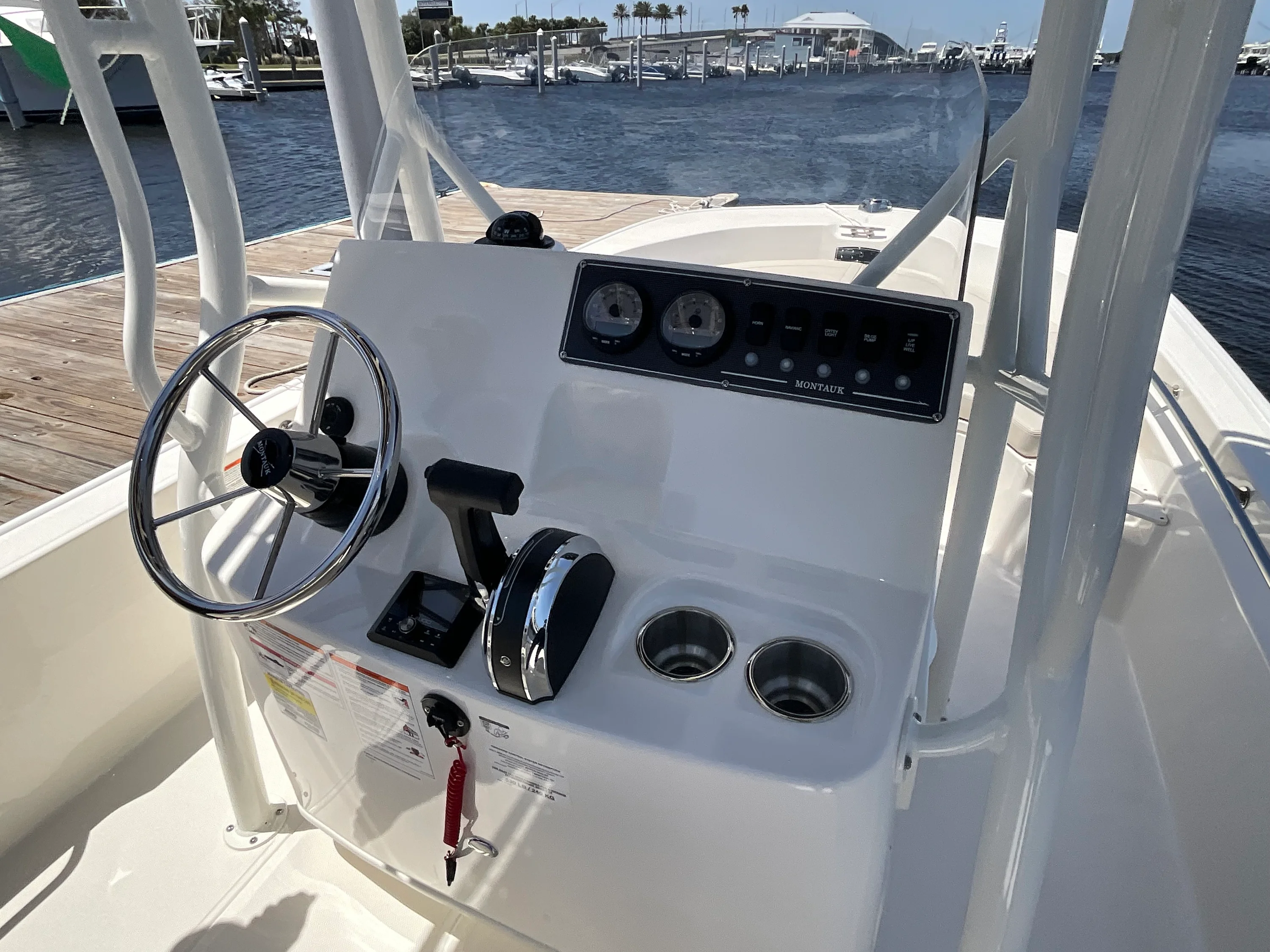 2026 Boston Whaler 190 Montauk Image Thumbnail #5