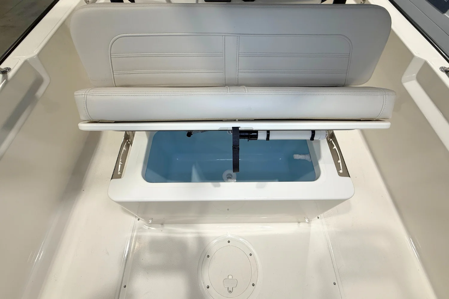 2026 Boston Whaler 190 Montauk Image Thumbnail #12