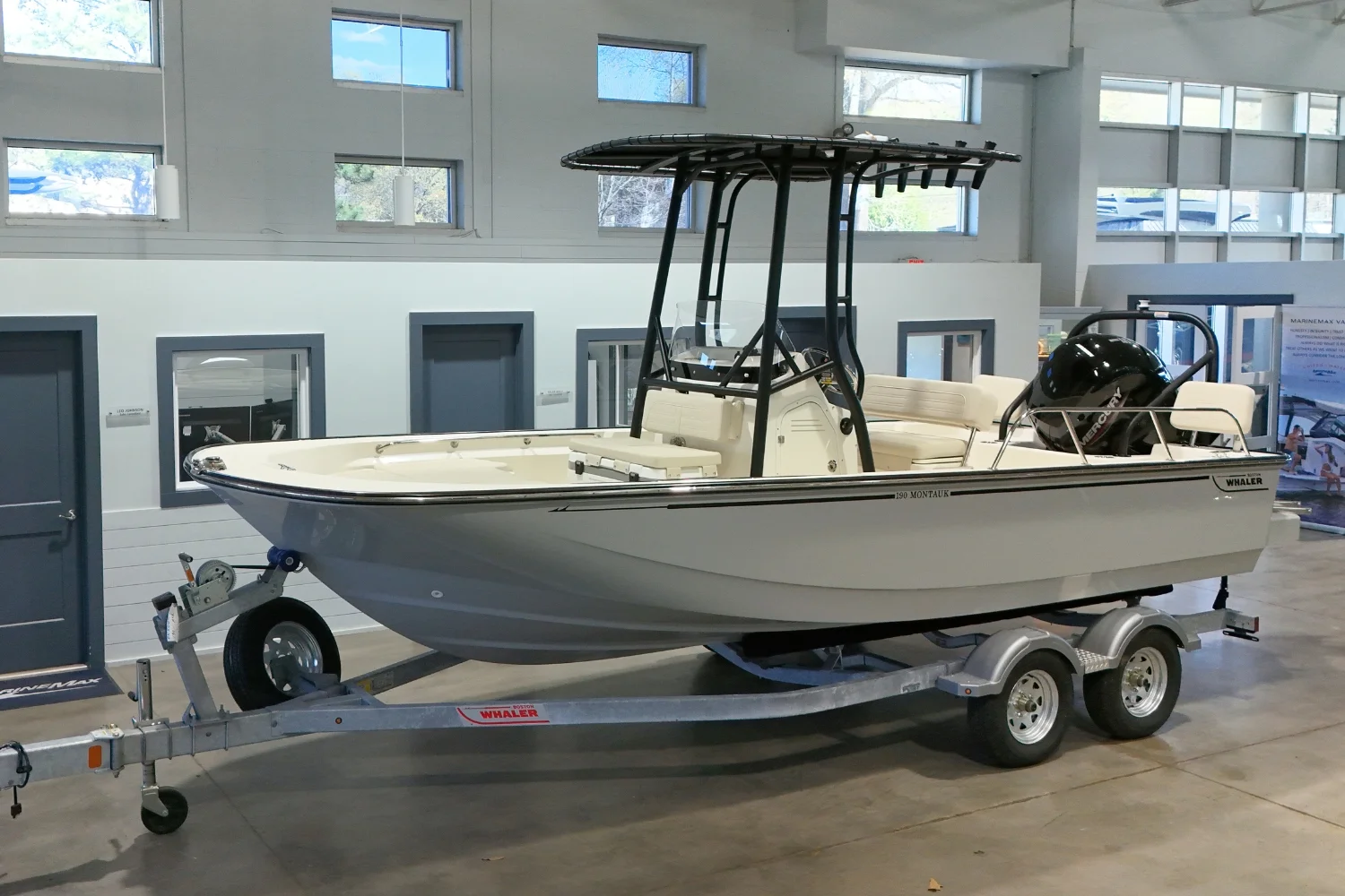 2026 Boston Whaler 190 Montauk Image Thumbnail #3