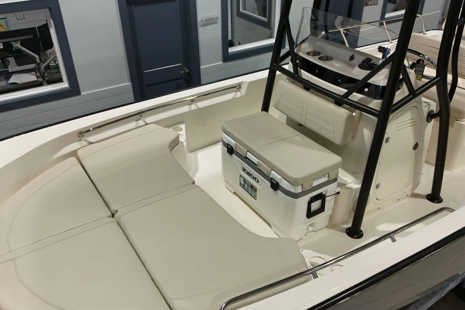 2026 Boston Whaler 190 Montauk Image Thumbnail #27