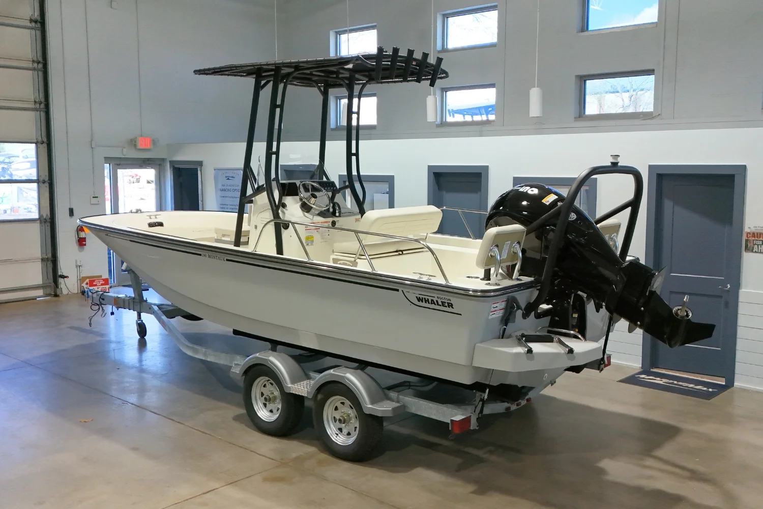 2026 Boston Whaler 190 Montauk Image Thumbnail #4