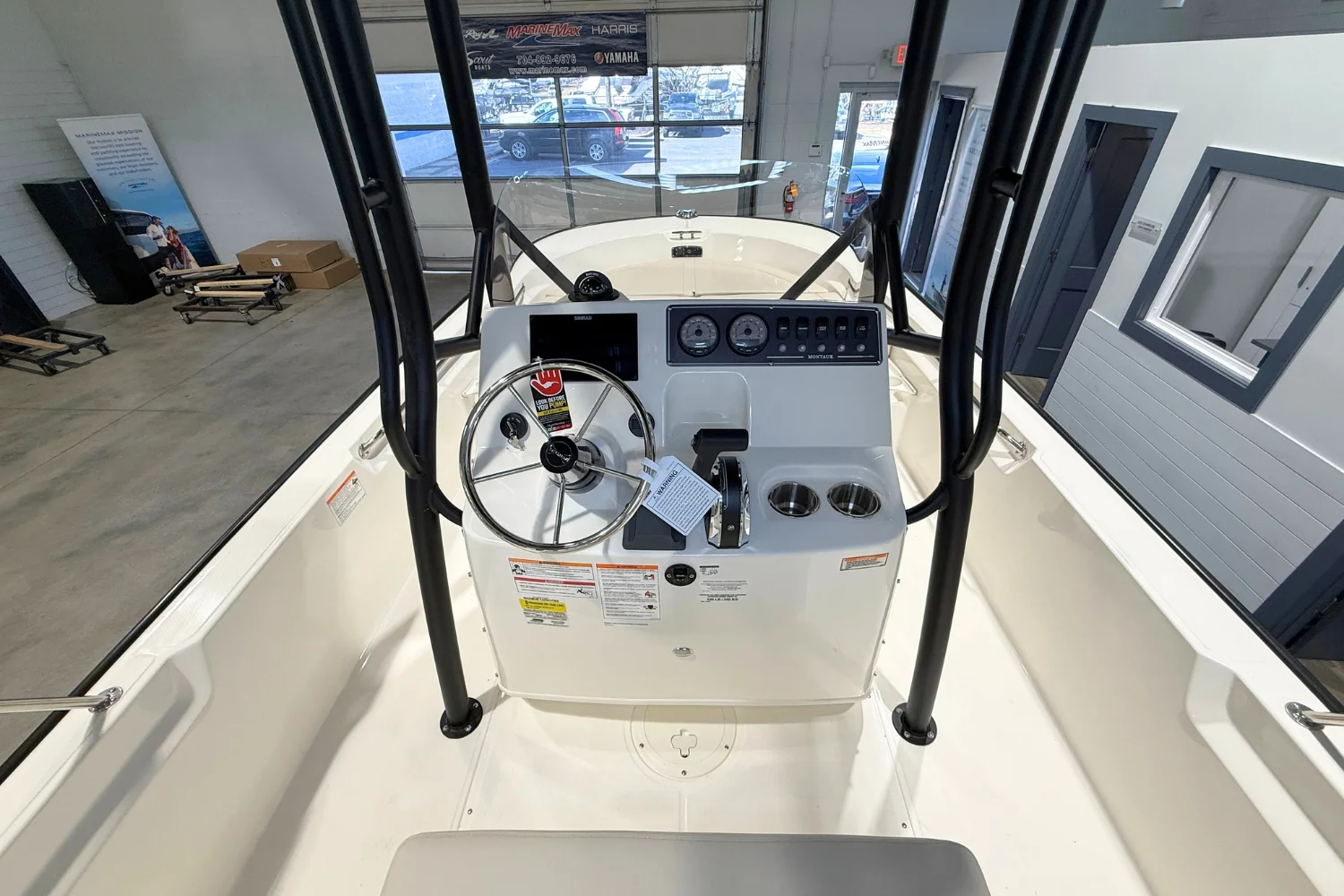 2026 Boston Whaler 190 Montauk Image Thumbnail #16