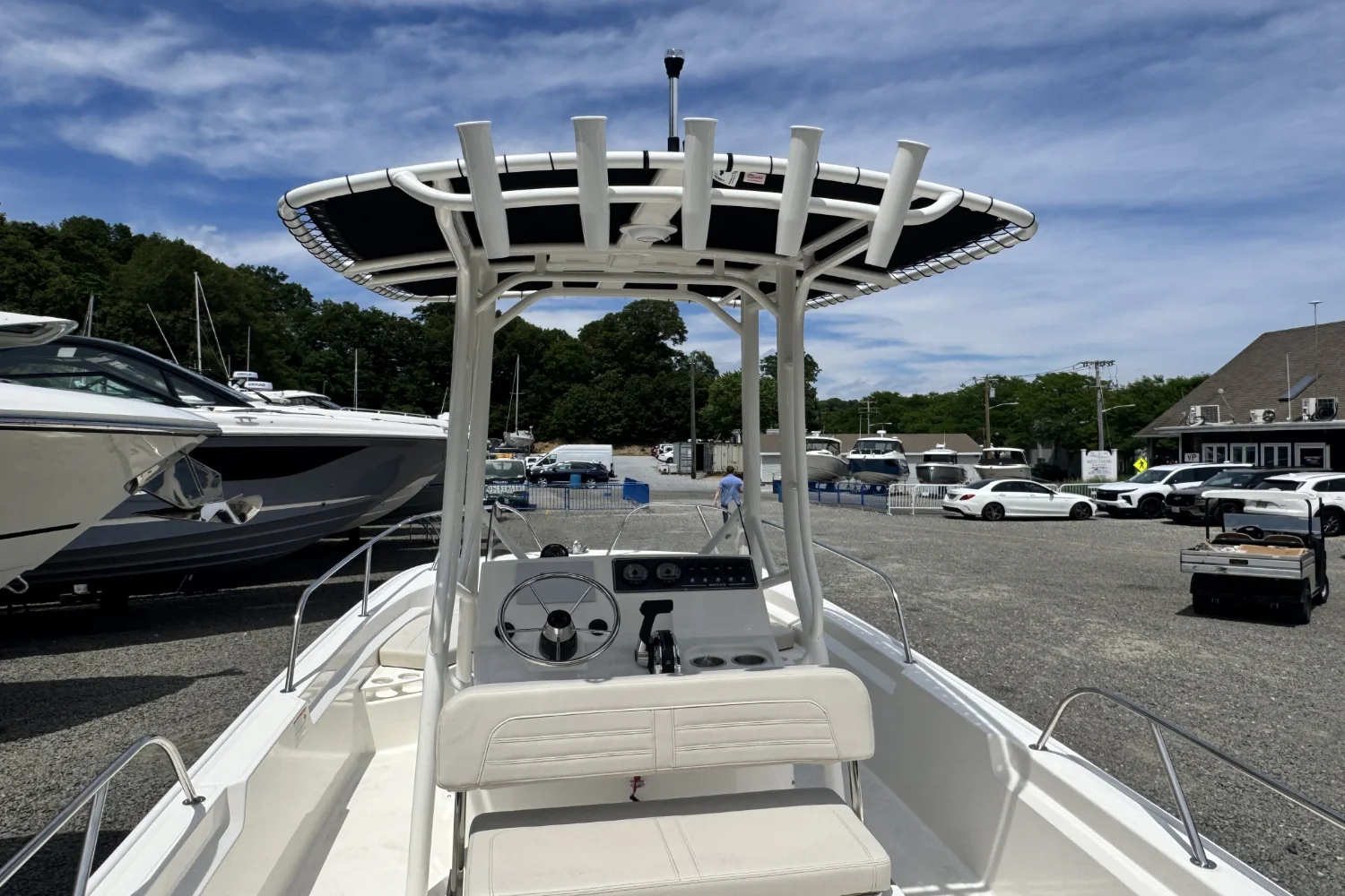 2026 Boston Whaler 190 Montauk Image Thumbnail #6