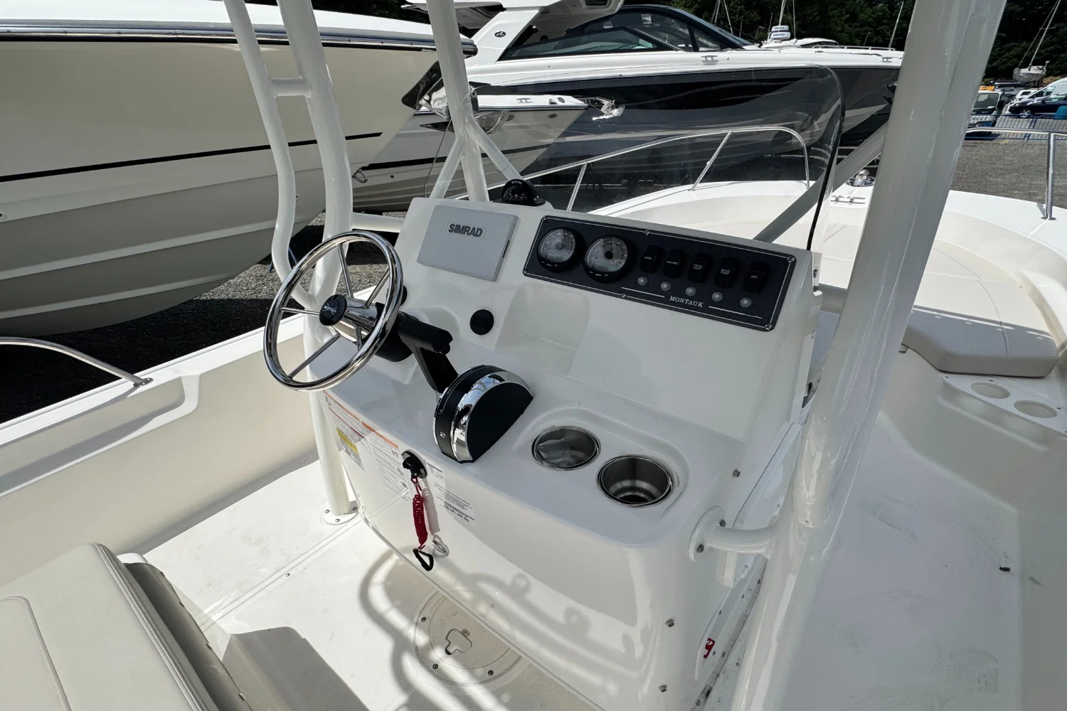 2026 Boston Whaler 190 Montauk Image Thumbnail #11