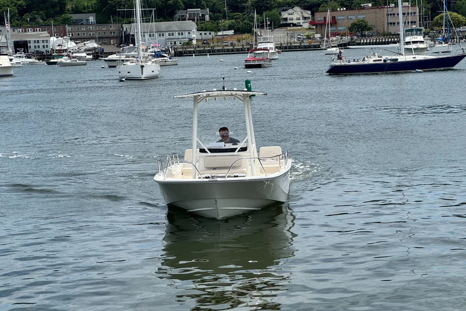 2026 Boston Whaler 190 Montauk Image Thumbnail #2